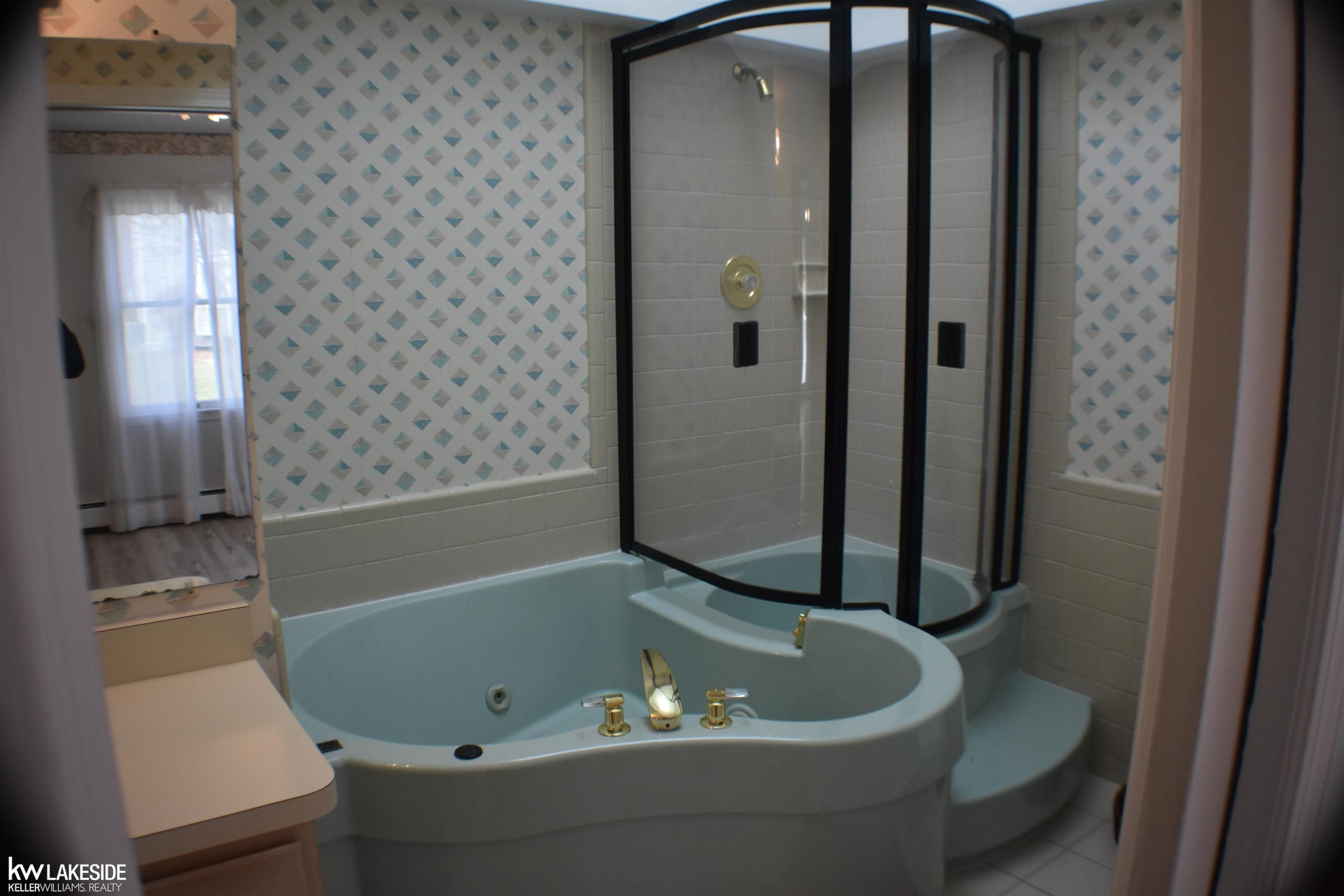 3405 Hemlock Court, MI — Photo 24