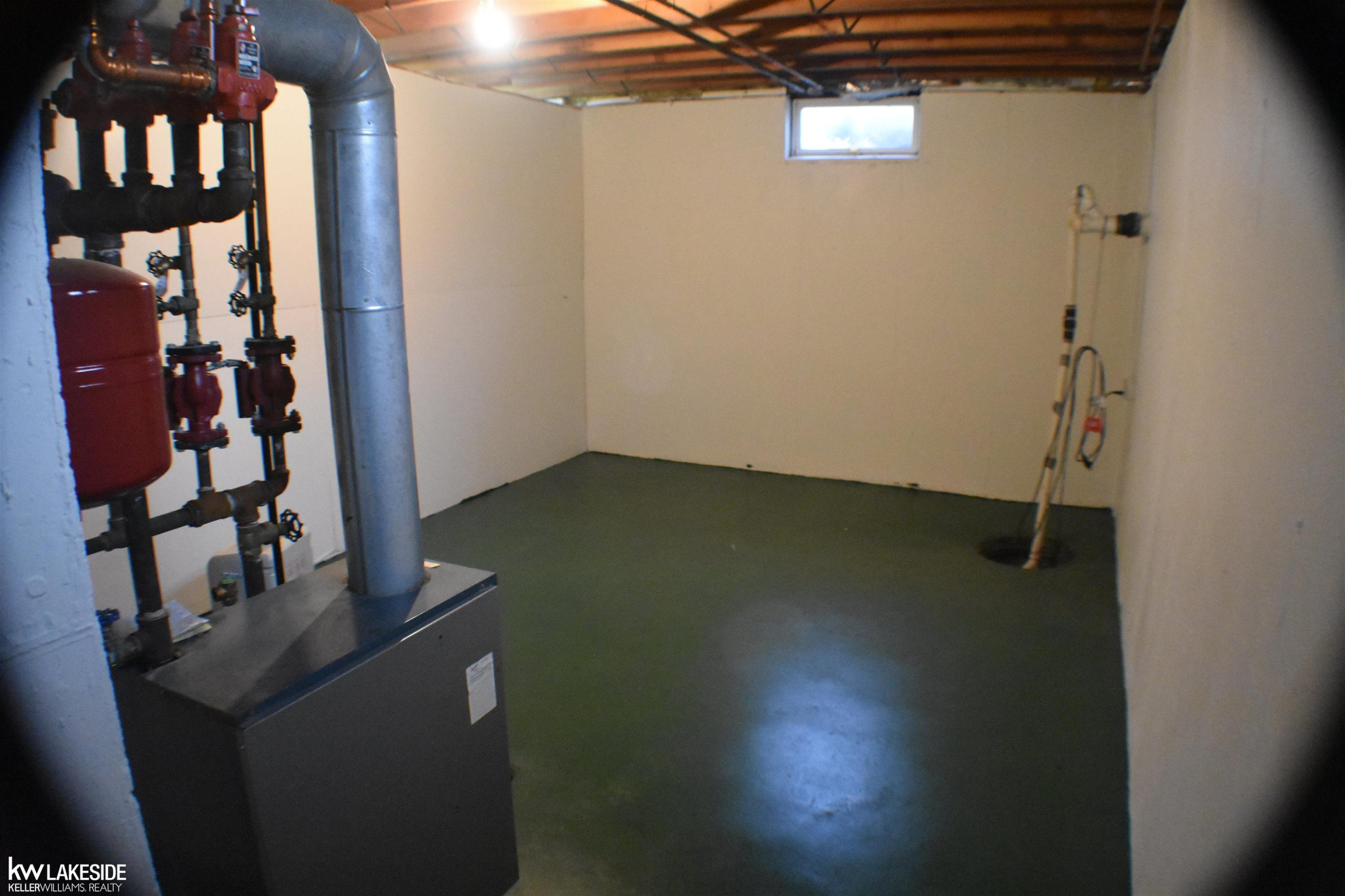 3405 Hemlock Court, MI — Photo 34