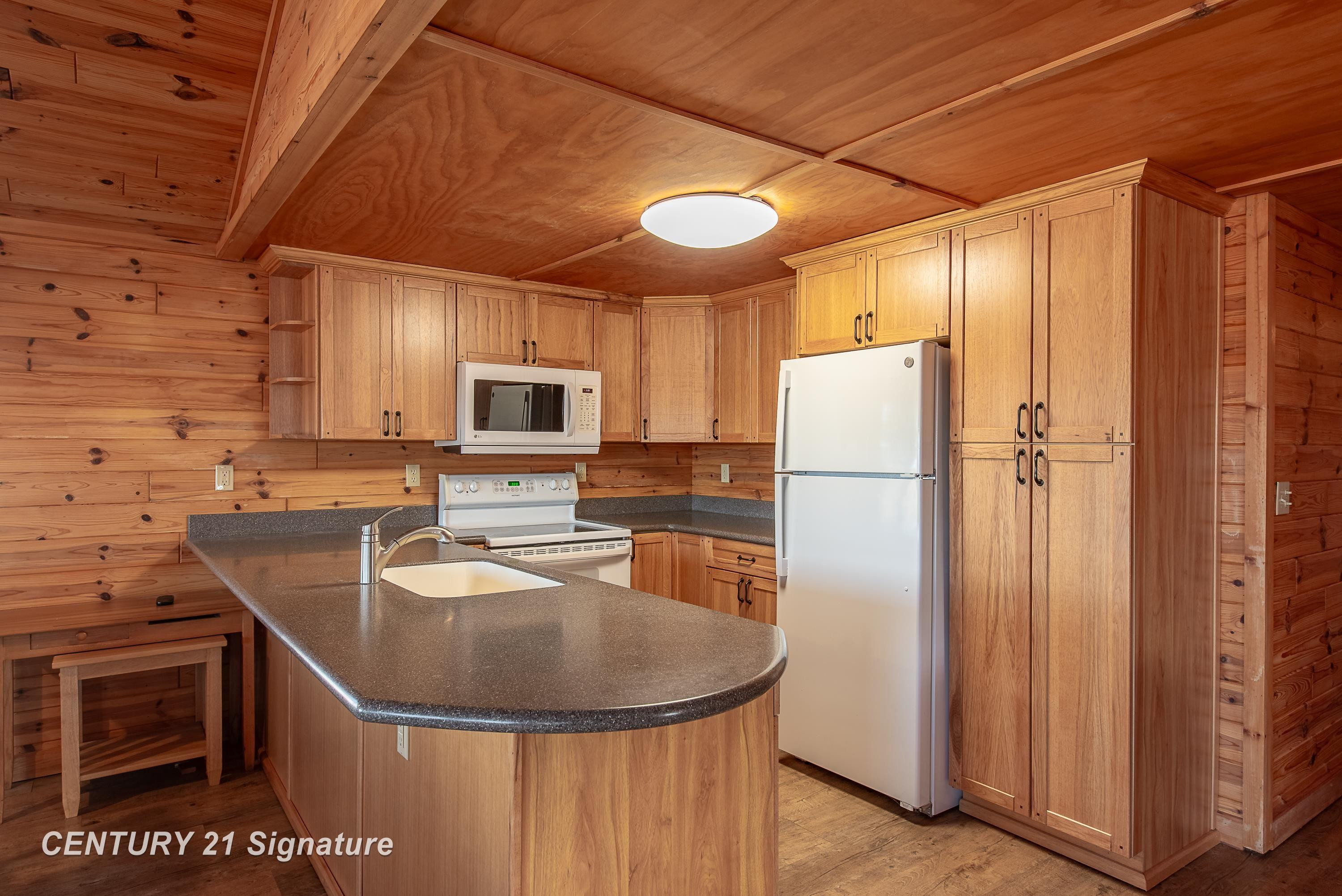 777 Kaypat Street, Hope, MI 48628 — Photo 6