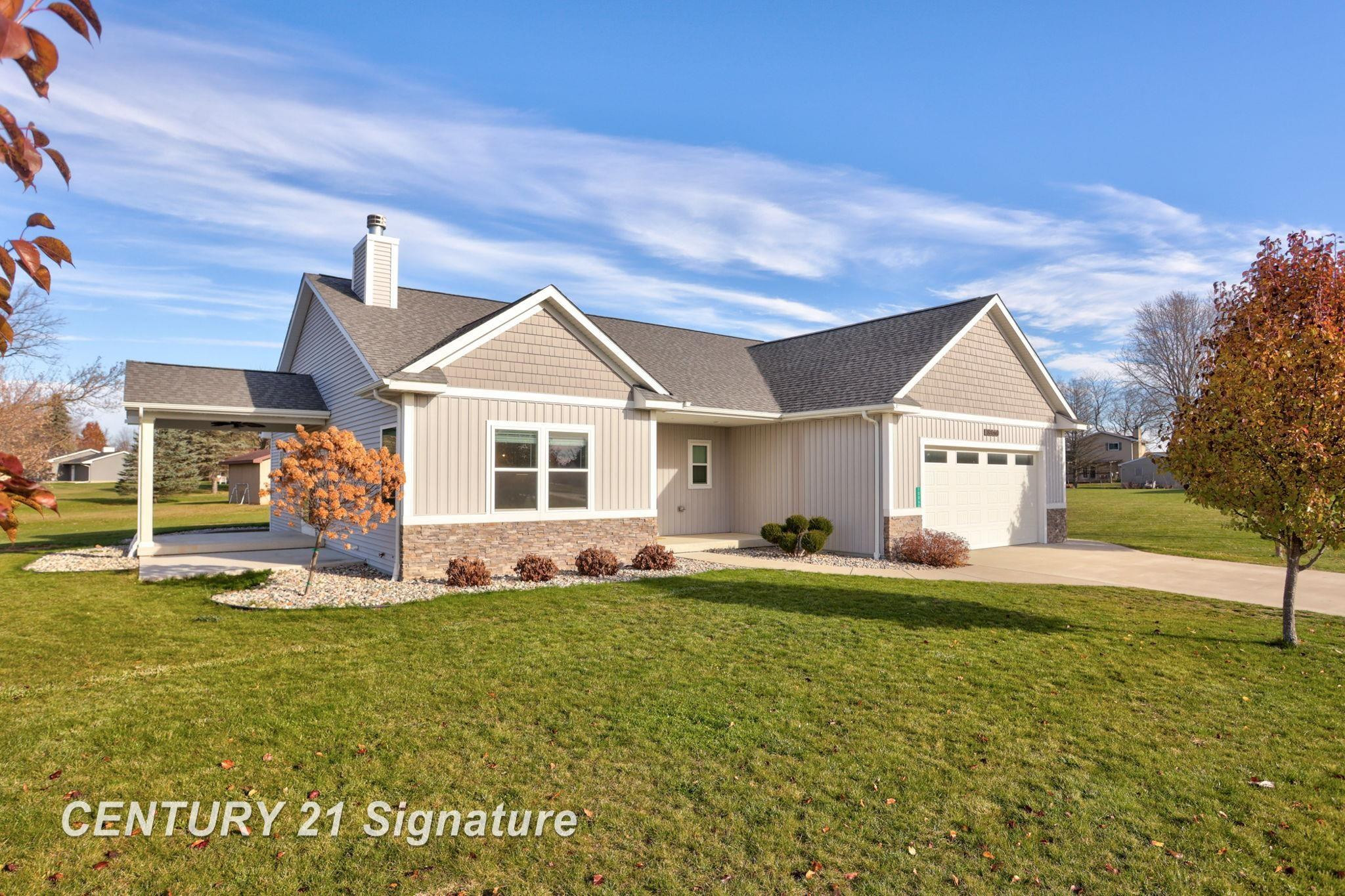 10060 Hemphill Drive, Freeland, MI 48623 — front exterior
