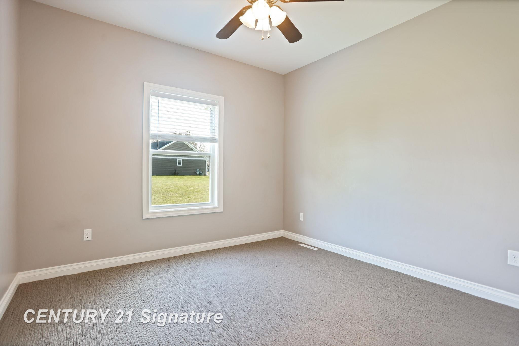 10060 Hemphill Drive, Freeland, MI 48623 — Photo 26