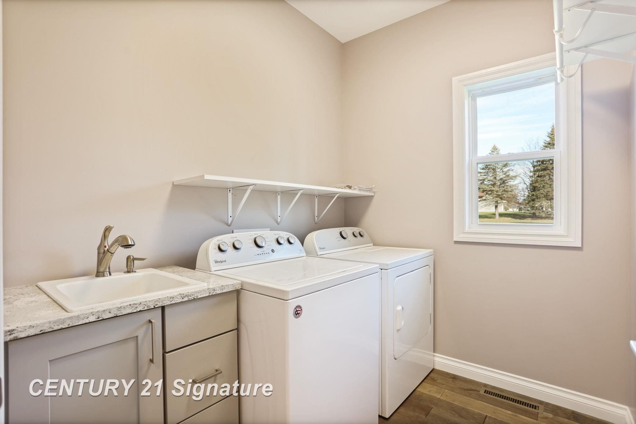 10060 Hemphill Drive, Freeland, MI 48623 — Photo 28