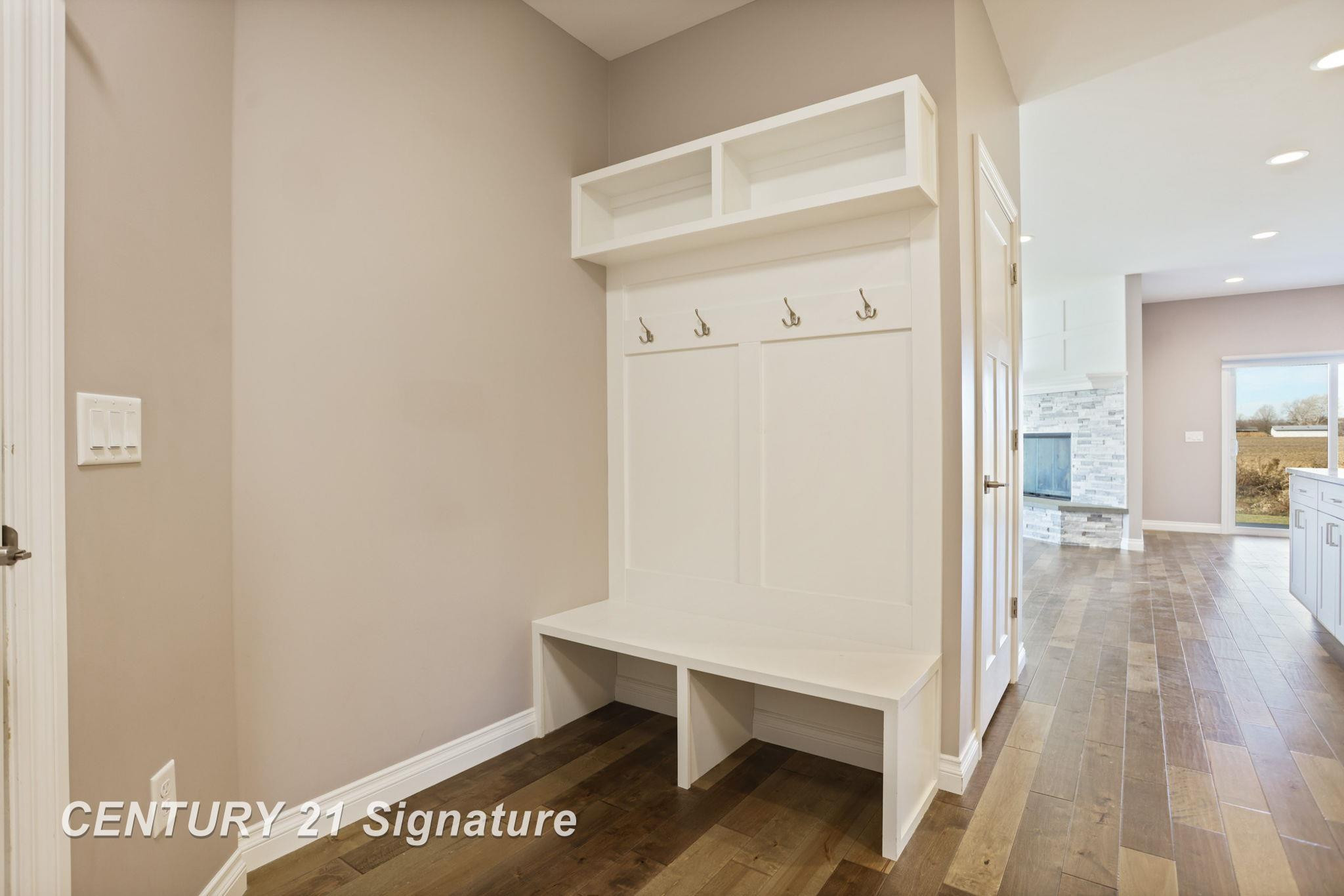 10060 Hemphill Drive, Freeland, MI 48623 — Photo 29