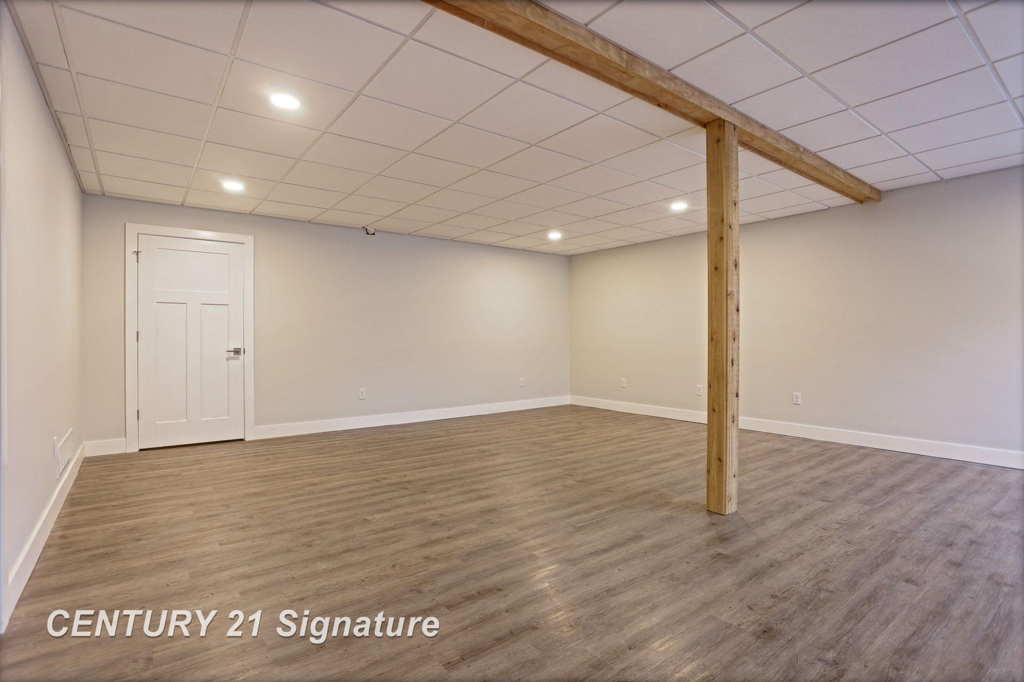 10060 Hemphill Drive, Freeland, MI 48623 — Photo 31