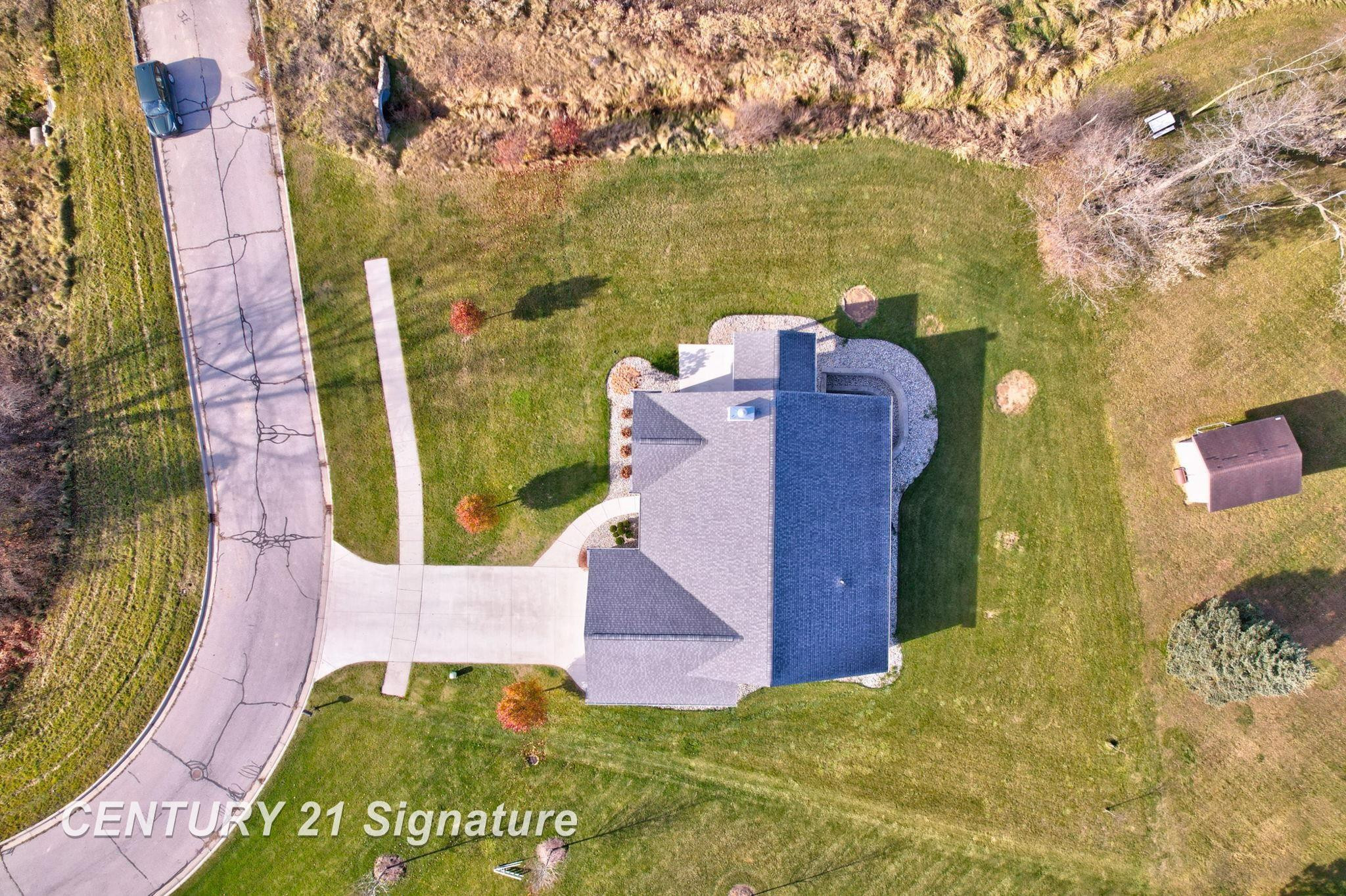 10060 Hemphill Drive, Freeland, MI 48623 — Photo 48