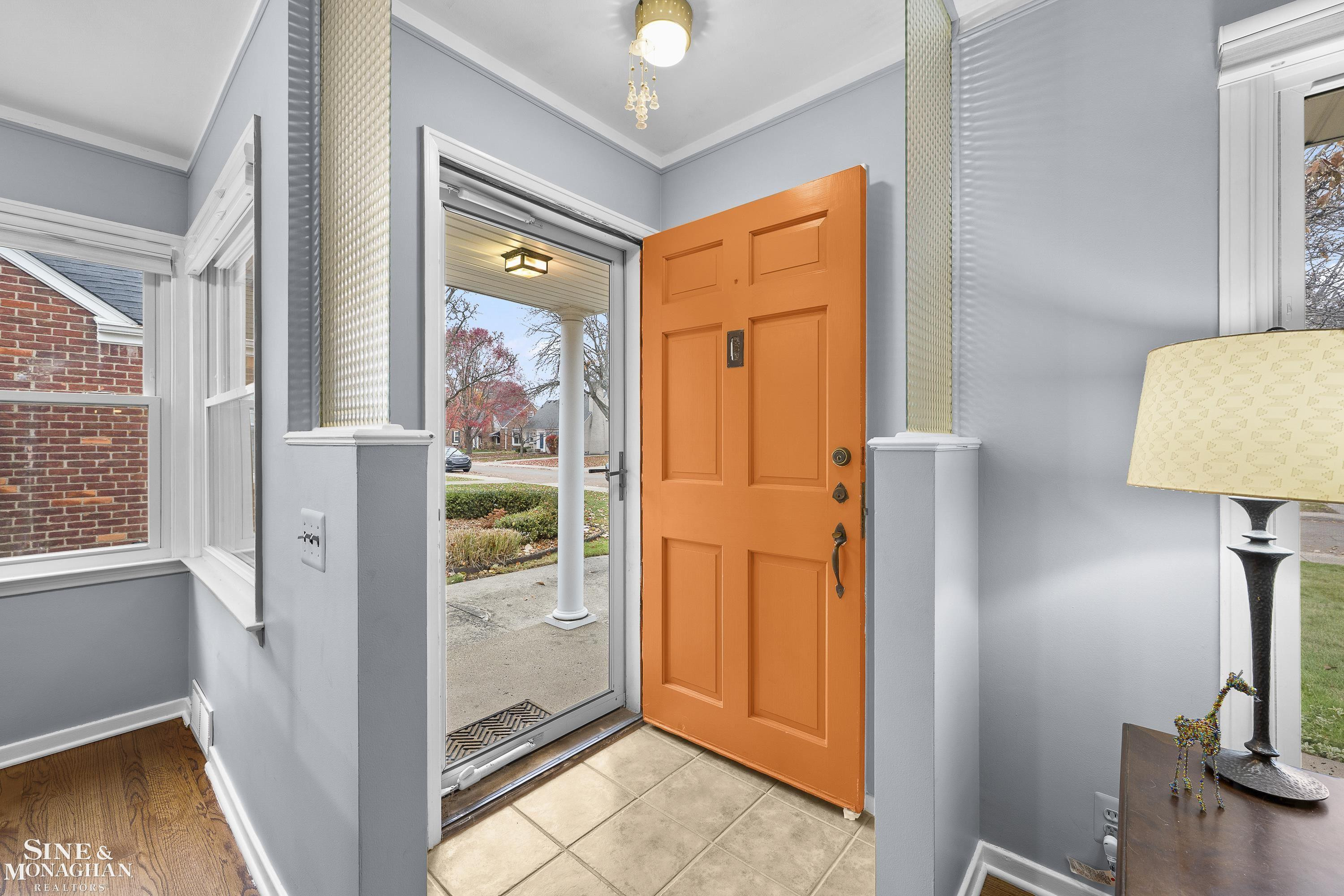 463 Colonial Court, Grosse Pointe Farms, MI 48236 — Photo 3