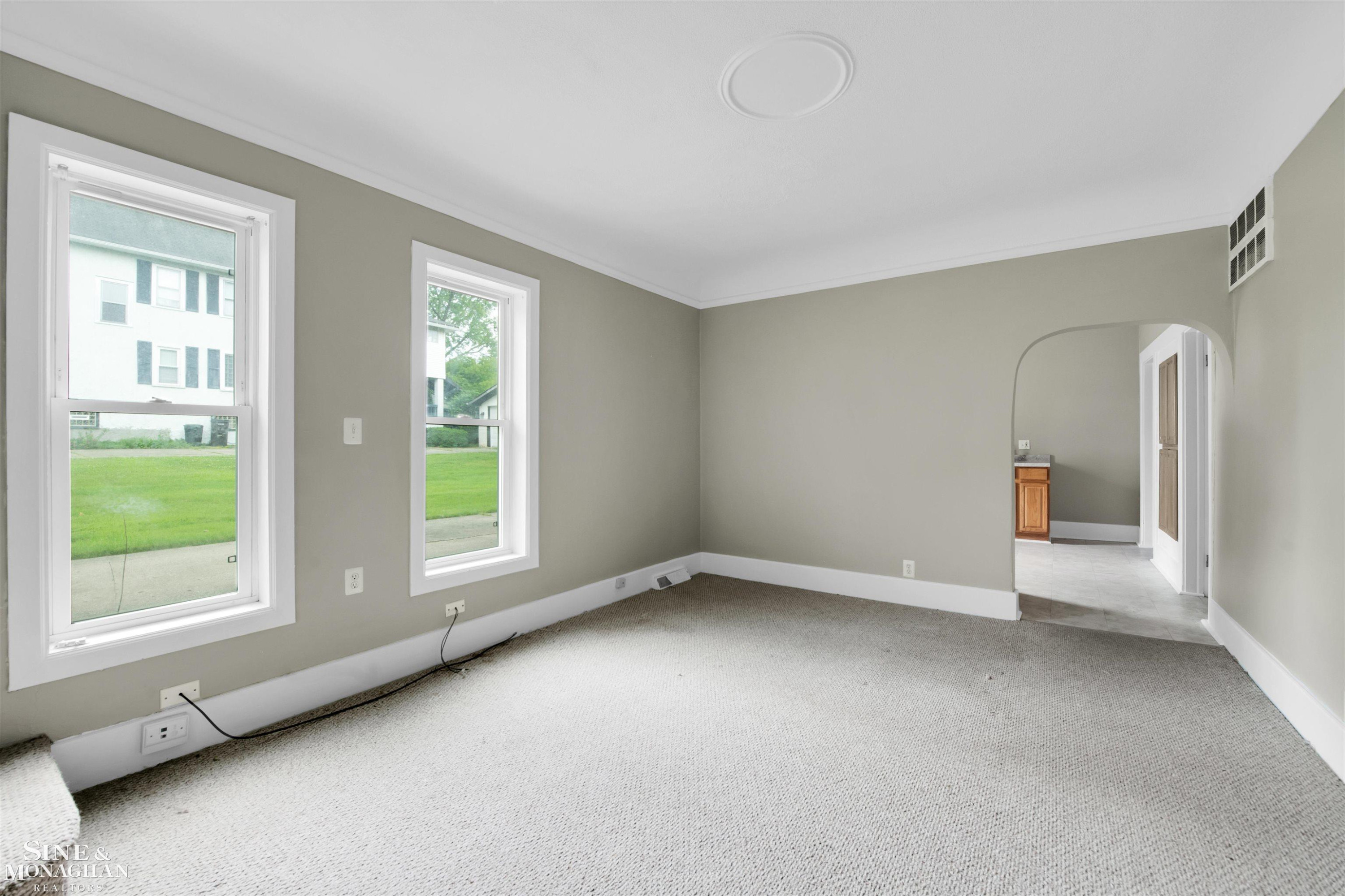 213 Muir Road, Grosse Pointe Farms, MI 48236 — Photo 3