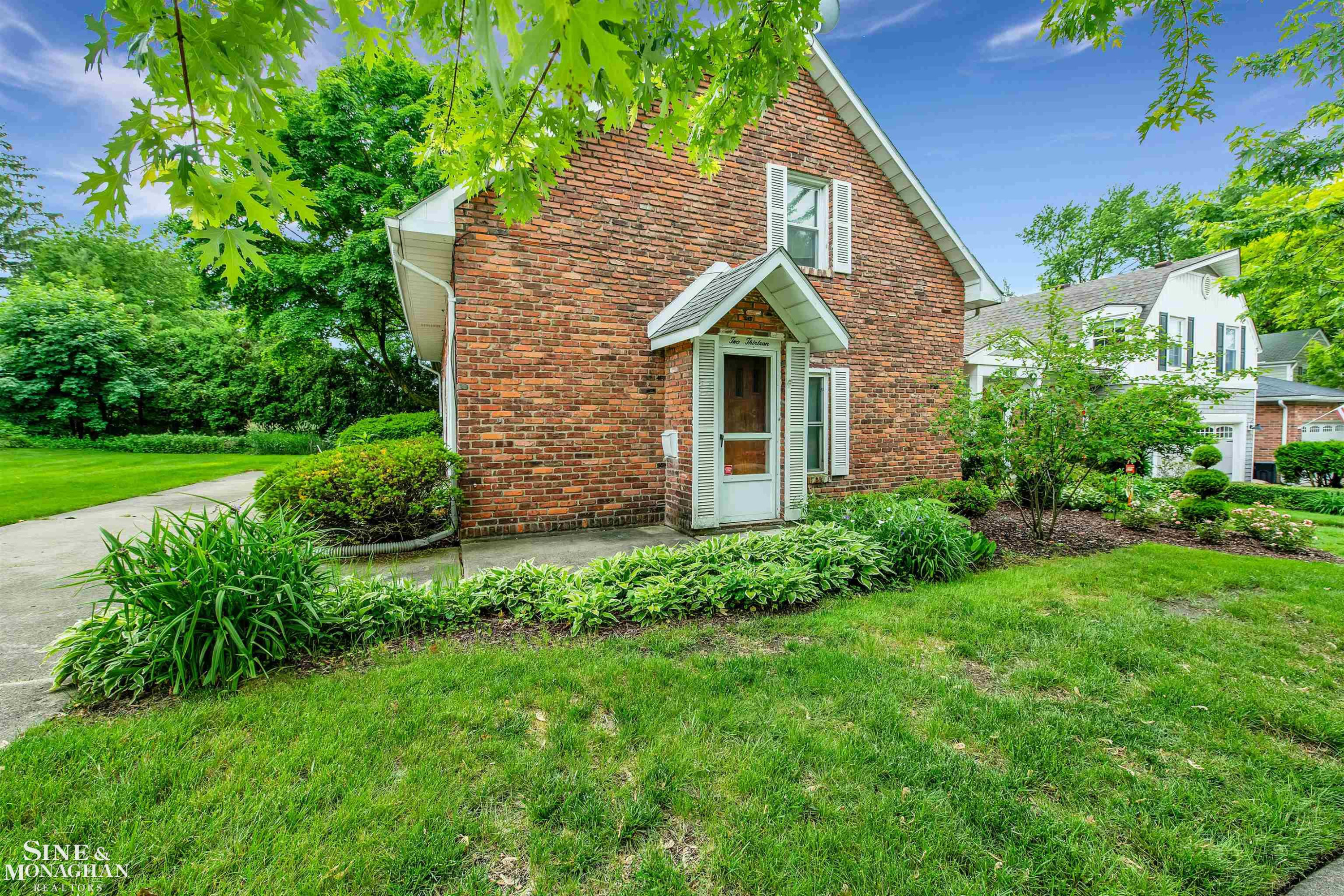 213 Muir Road, Grosse Pointe Farms, MI 48236 — Photo 20