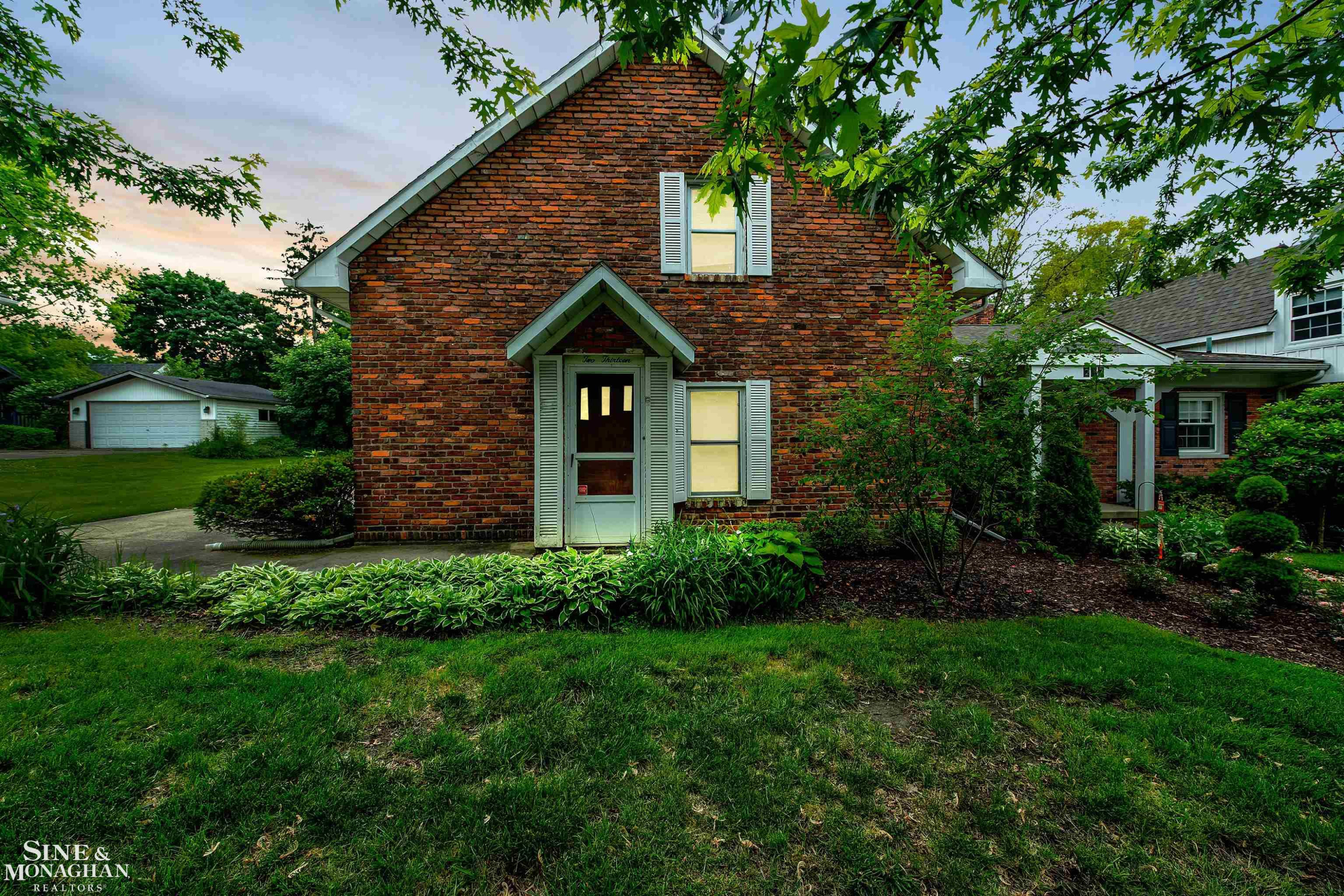 213 Muir Road, Grosse Pointe Farms, MI 48236 — Photo 21