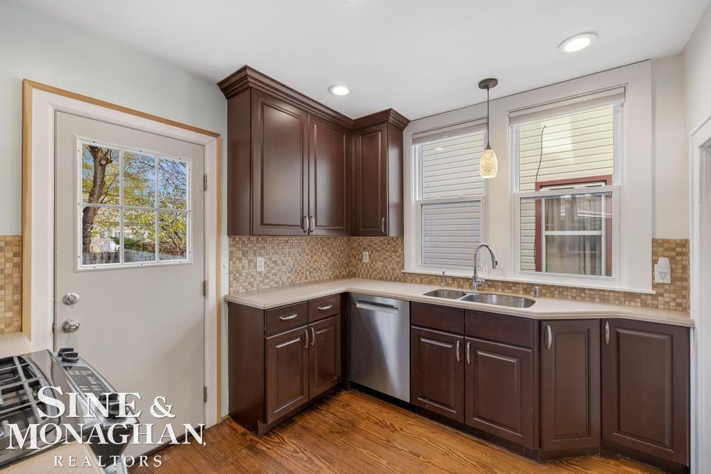 1332 Wayburn Street, Grosse Pointe Park, MI 48230 — Photo 7