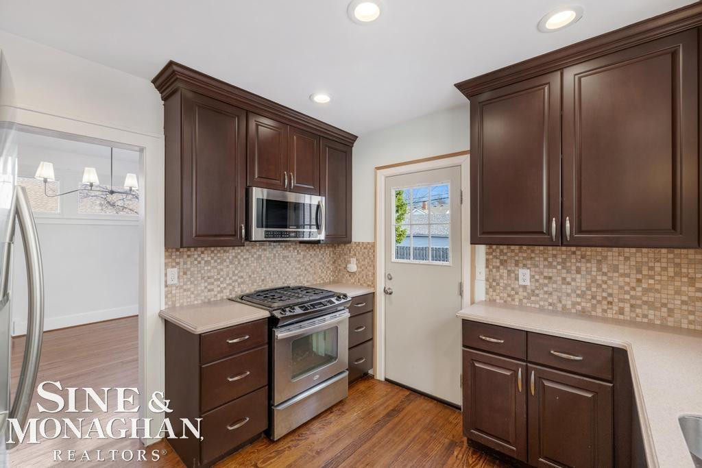 1332 Wayburn Street, Grosse Pointe Park, MI 48230 — Photo 8