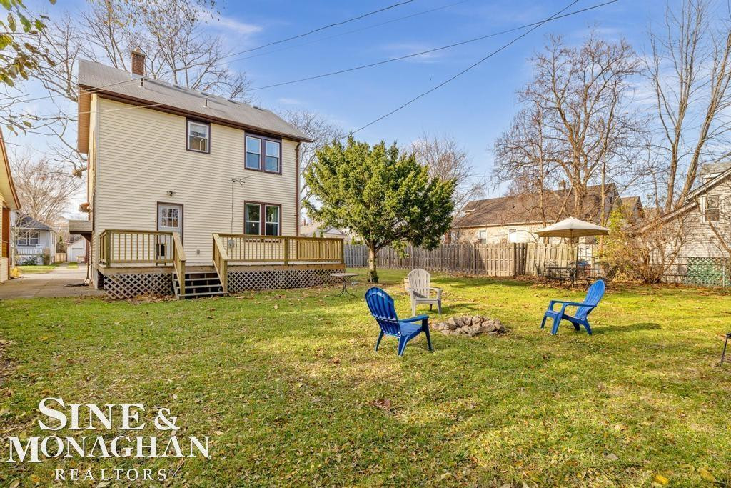 1332 Wayburn Street, Grosse Pointe Park, MI 48230 — Photo 27