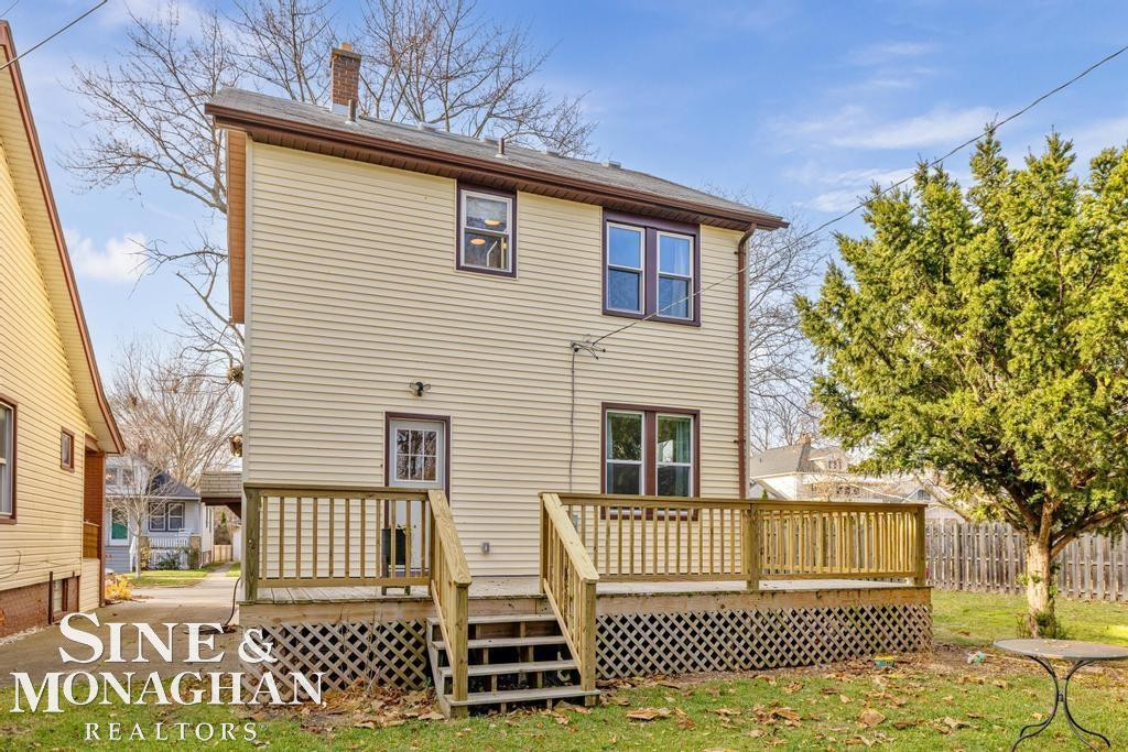 1332 Wayburn Street, Grosse Pointe Park, MI 48230 — Photo 28