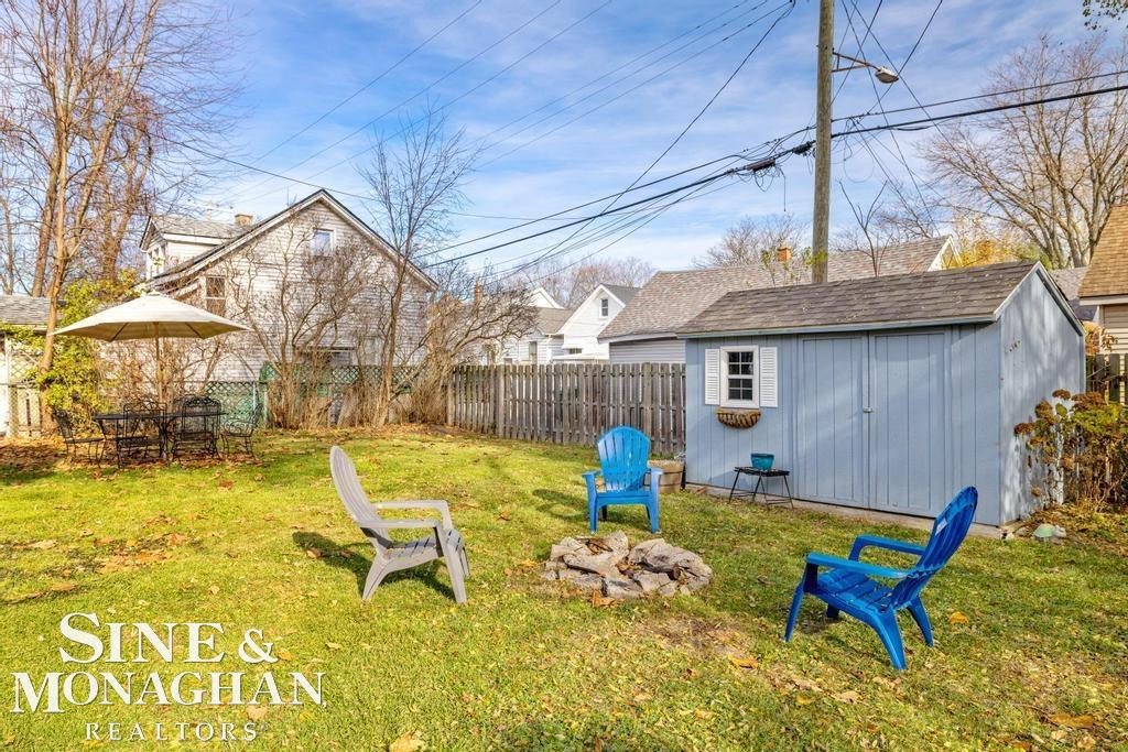 1332 Wayburn Street, Grosse Pointe Park, MI 48230 — Photo 29