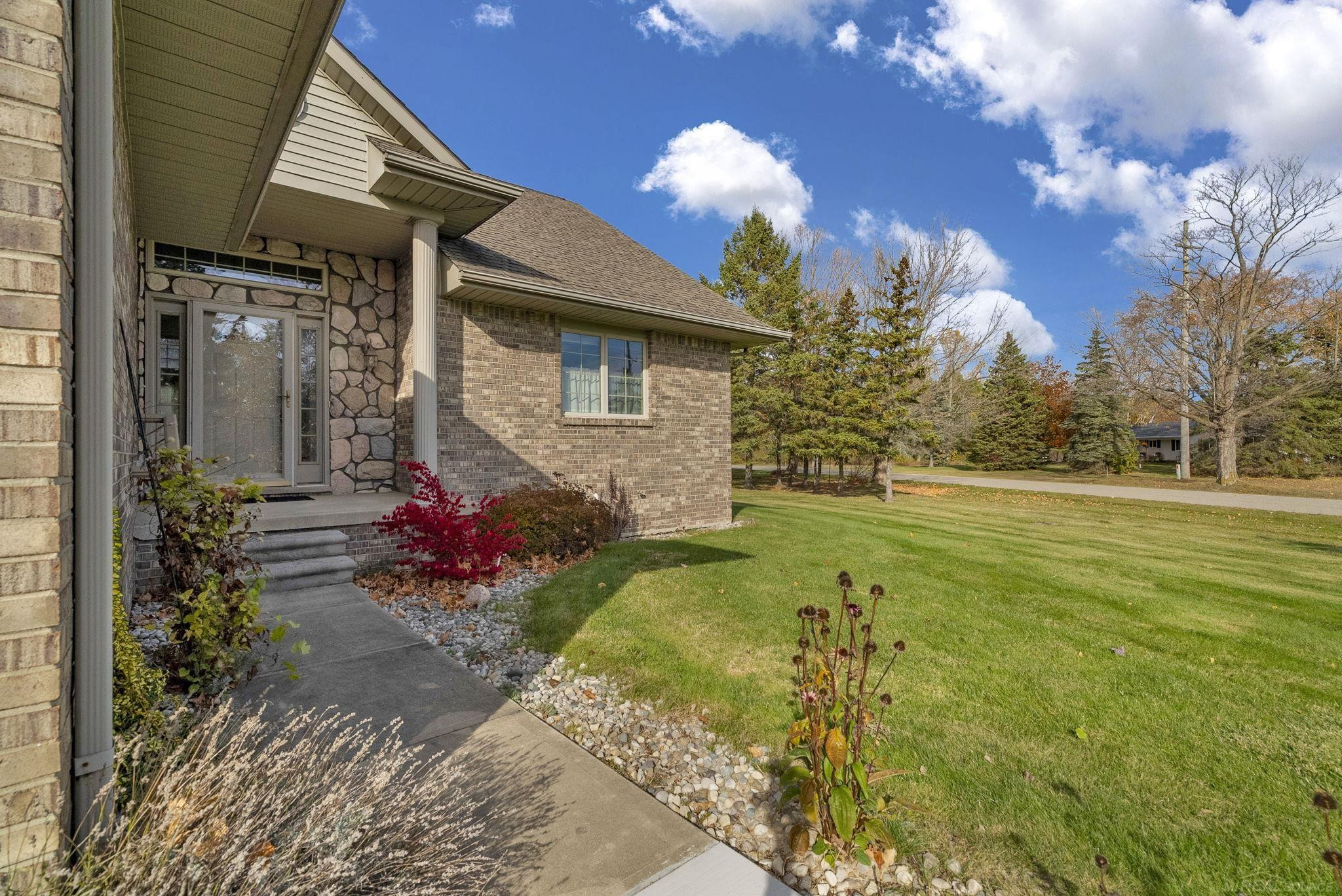 5394 BABCOCK Road, Lexington, MI 48450 — Photo 10
