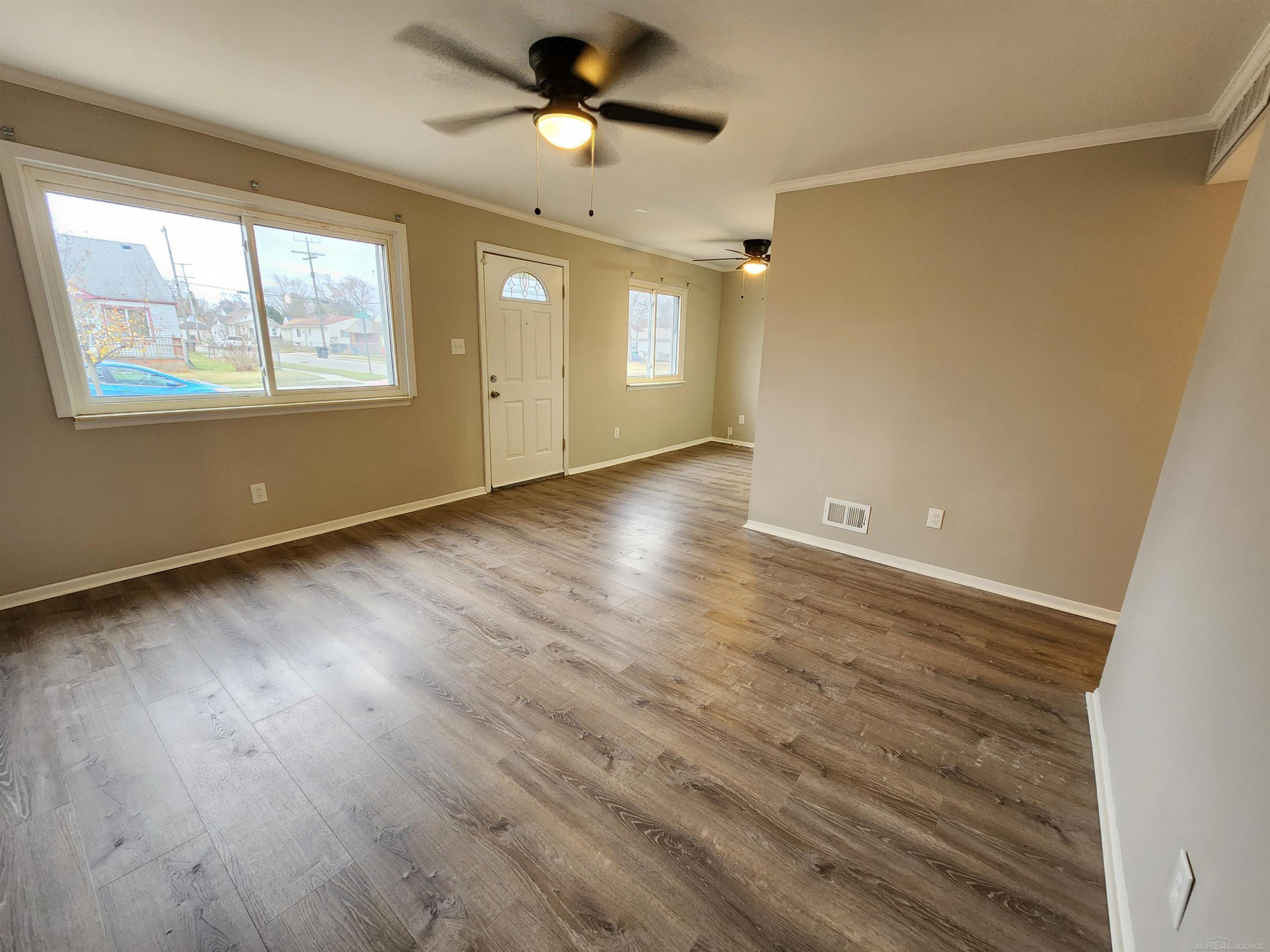 17405 Ivanhoe Street, Roseville, MI, 48066