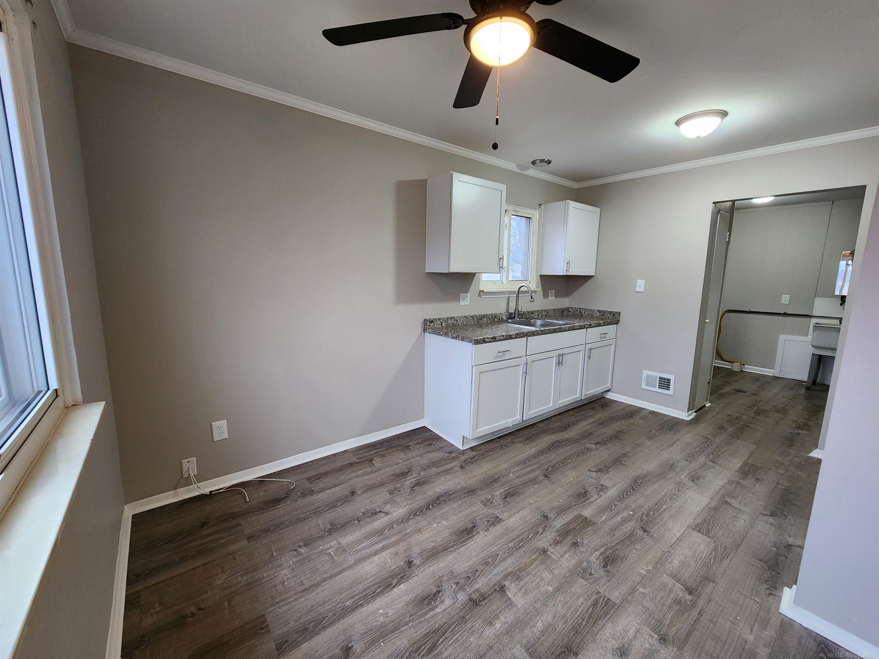 17405 Ivanhoe Street, Roseville, MI, 48066