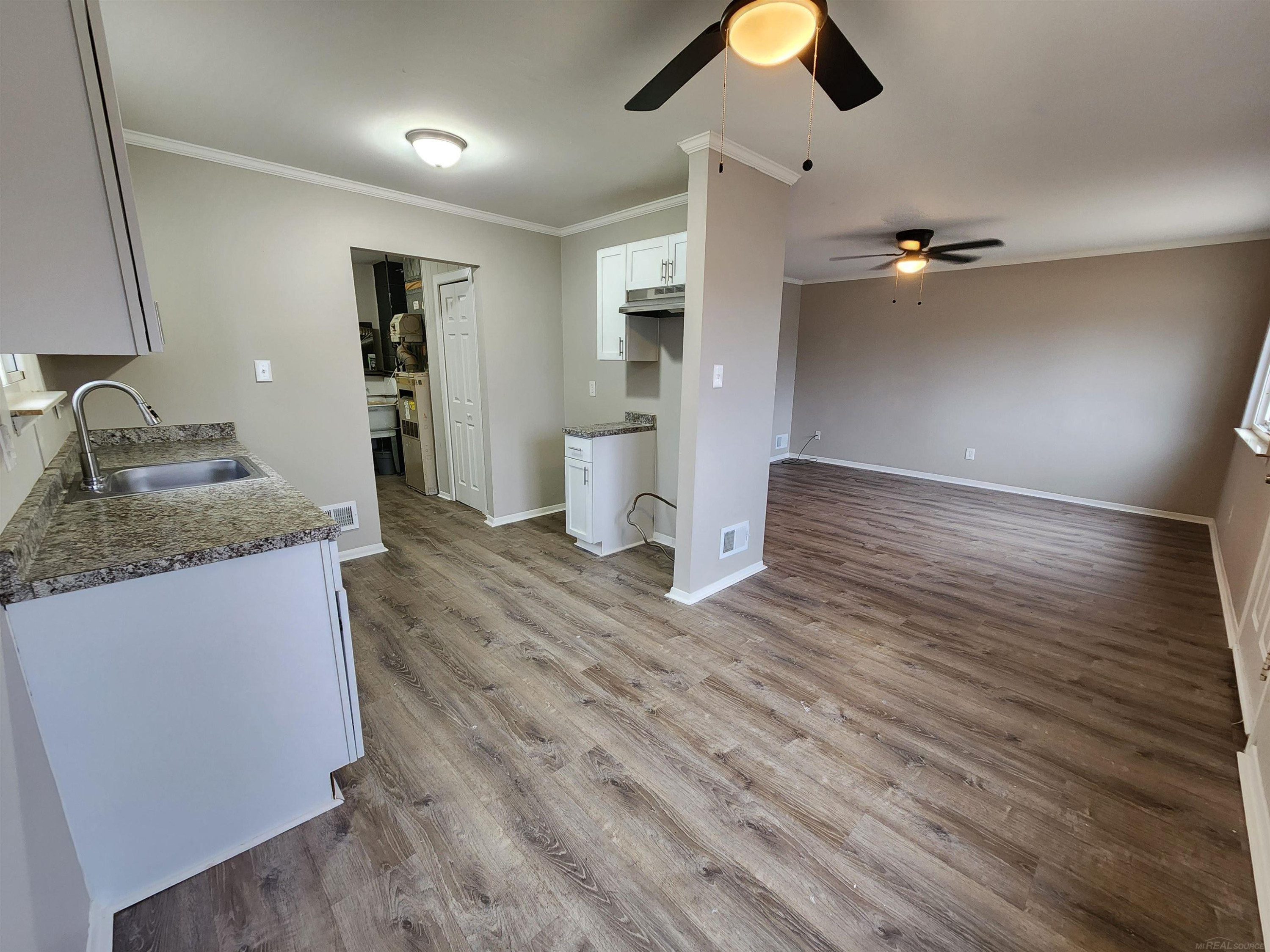 17405 Ivanhoe Street, Roseville, MI, 48066