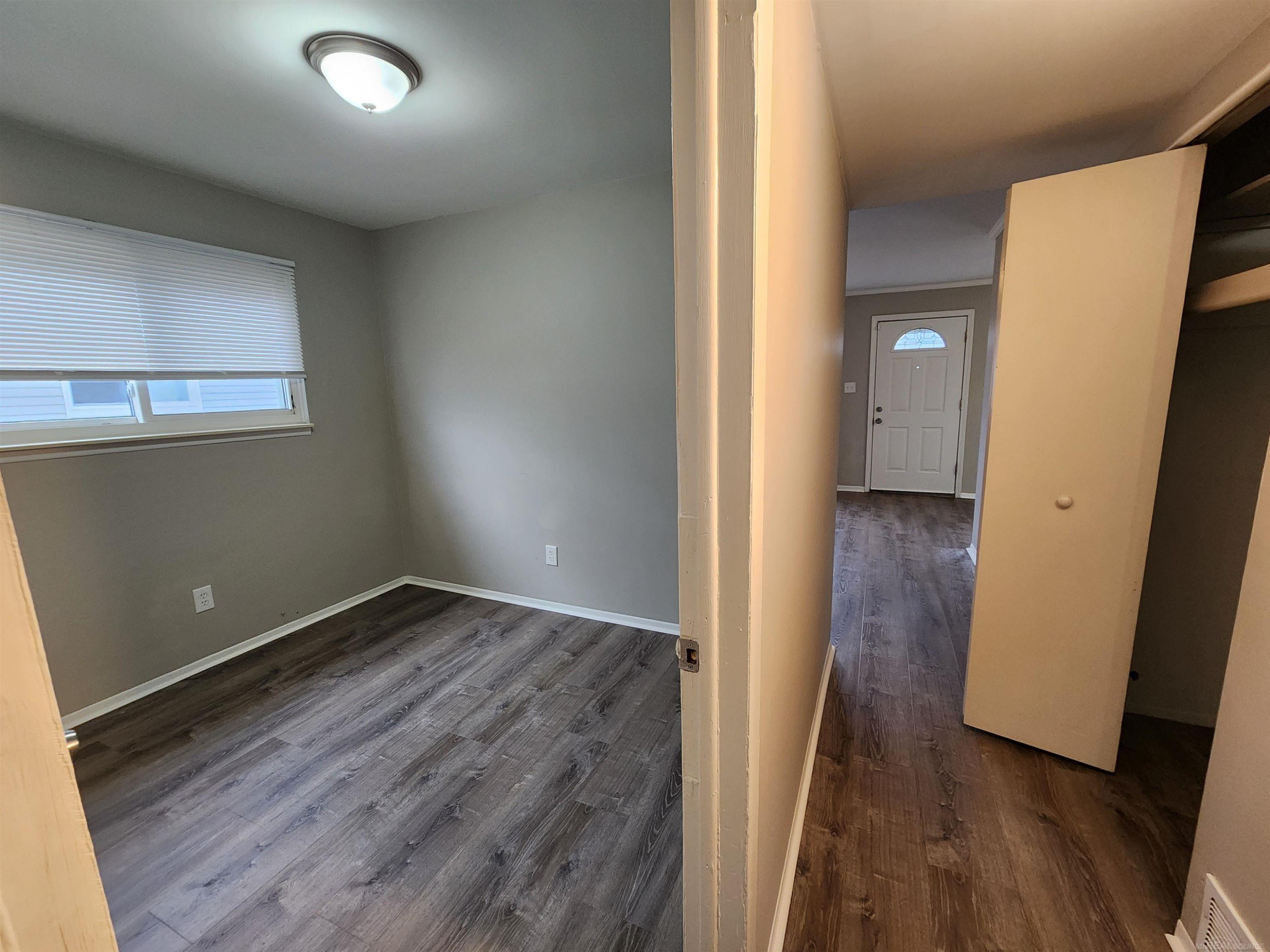 17405 Ivanhoe Street, Roseville, MI, 48066