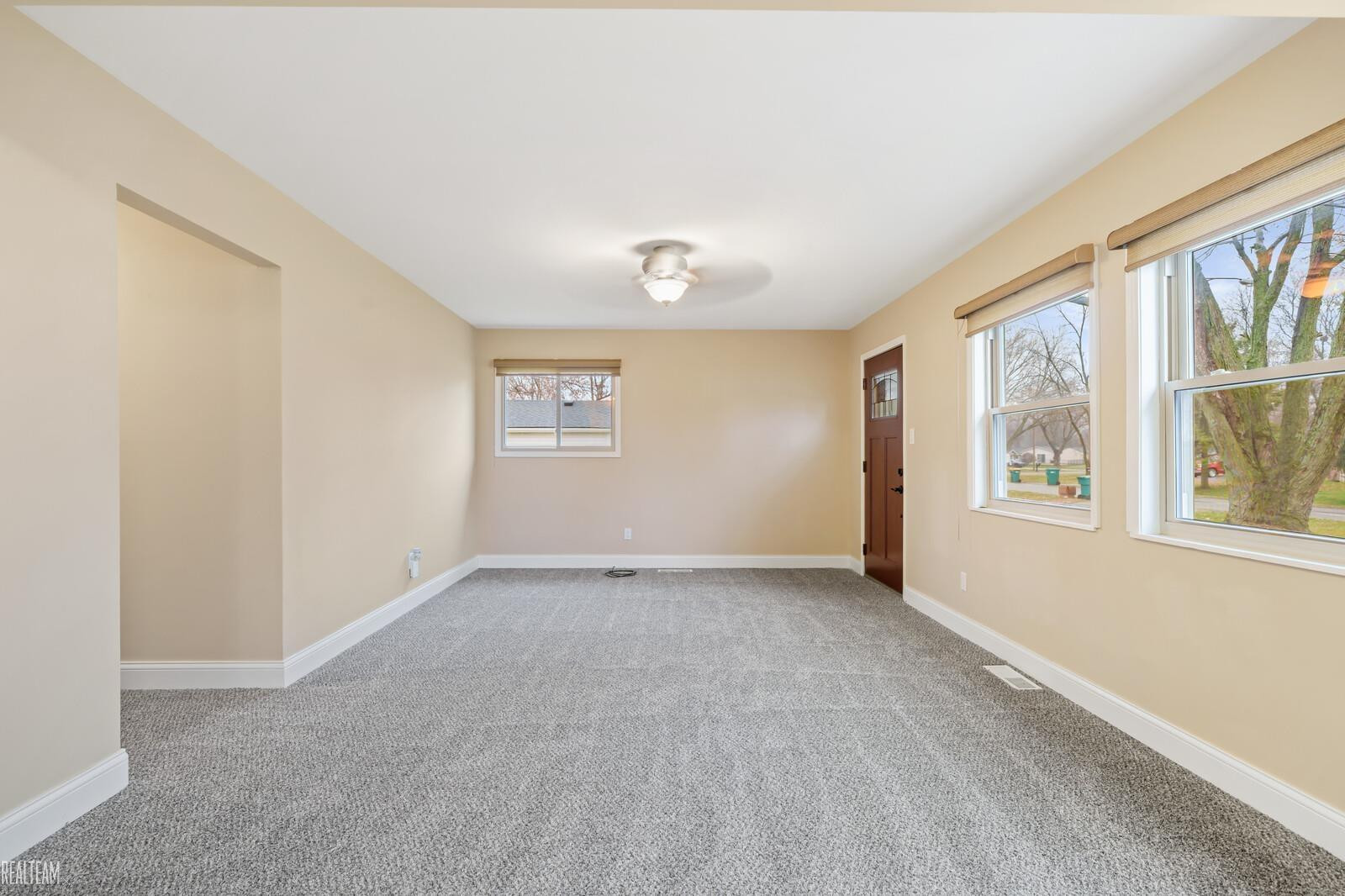 4916 Rioview Drive, Clarkston, MI — Photo 9