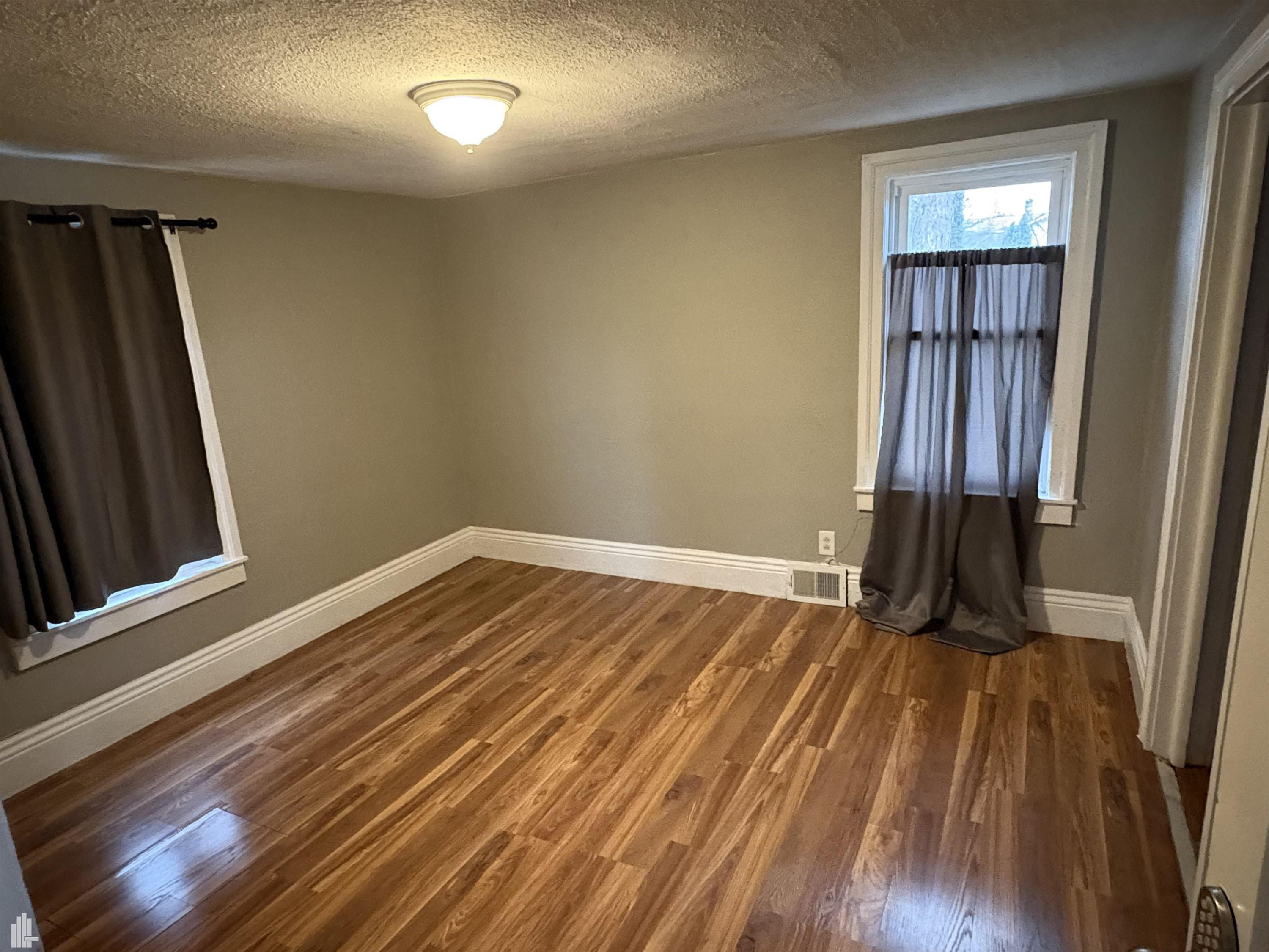 325 N Broadway Street, Lake Orion, MI 48362 — Photo 14