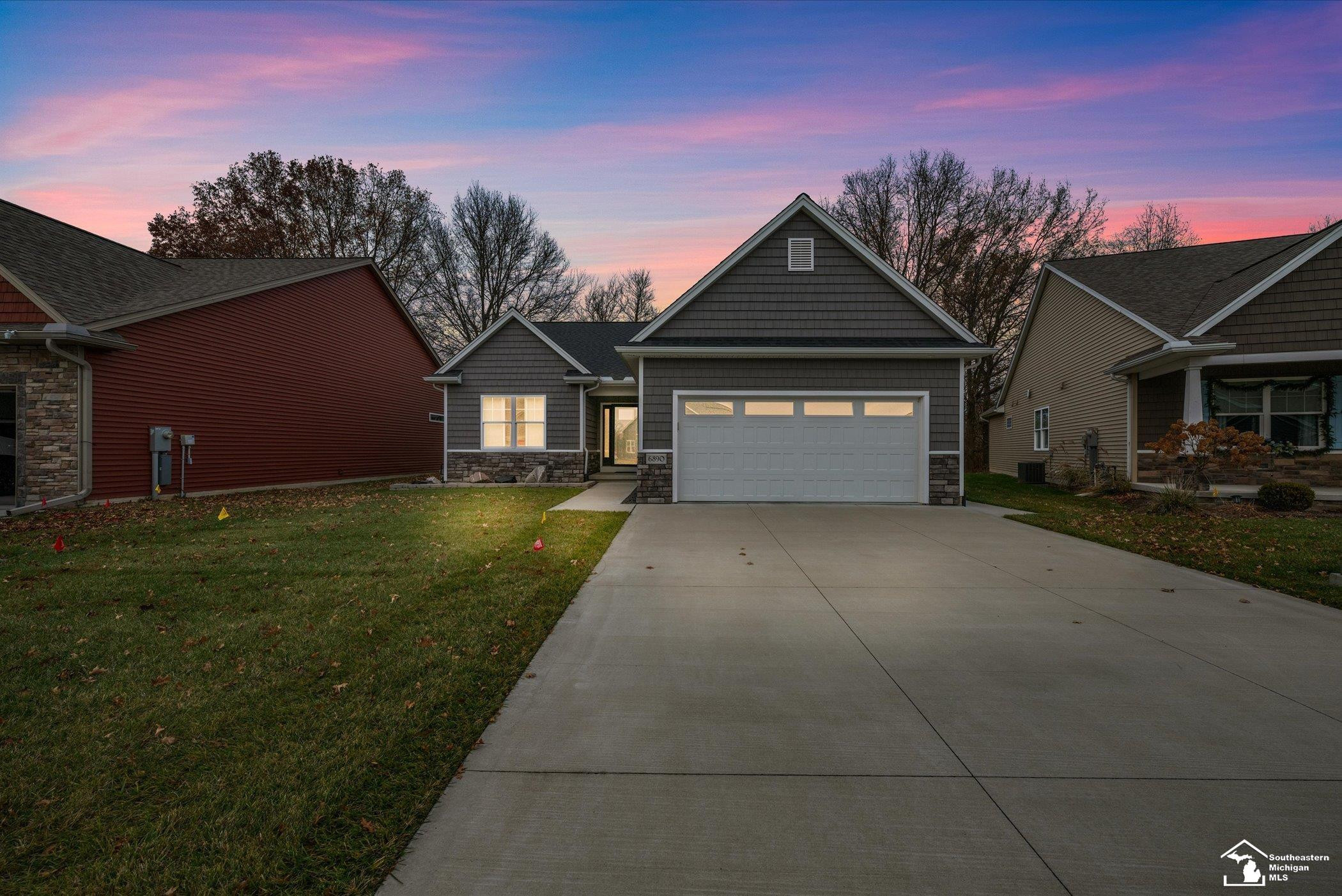 6890 Summerlyn Lakes Drive, Lambertville, MI 48144 — Photo 35