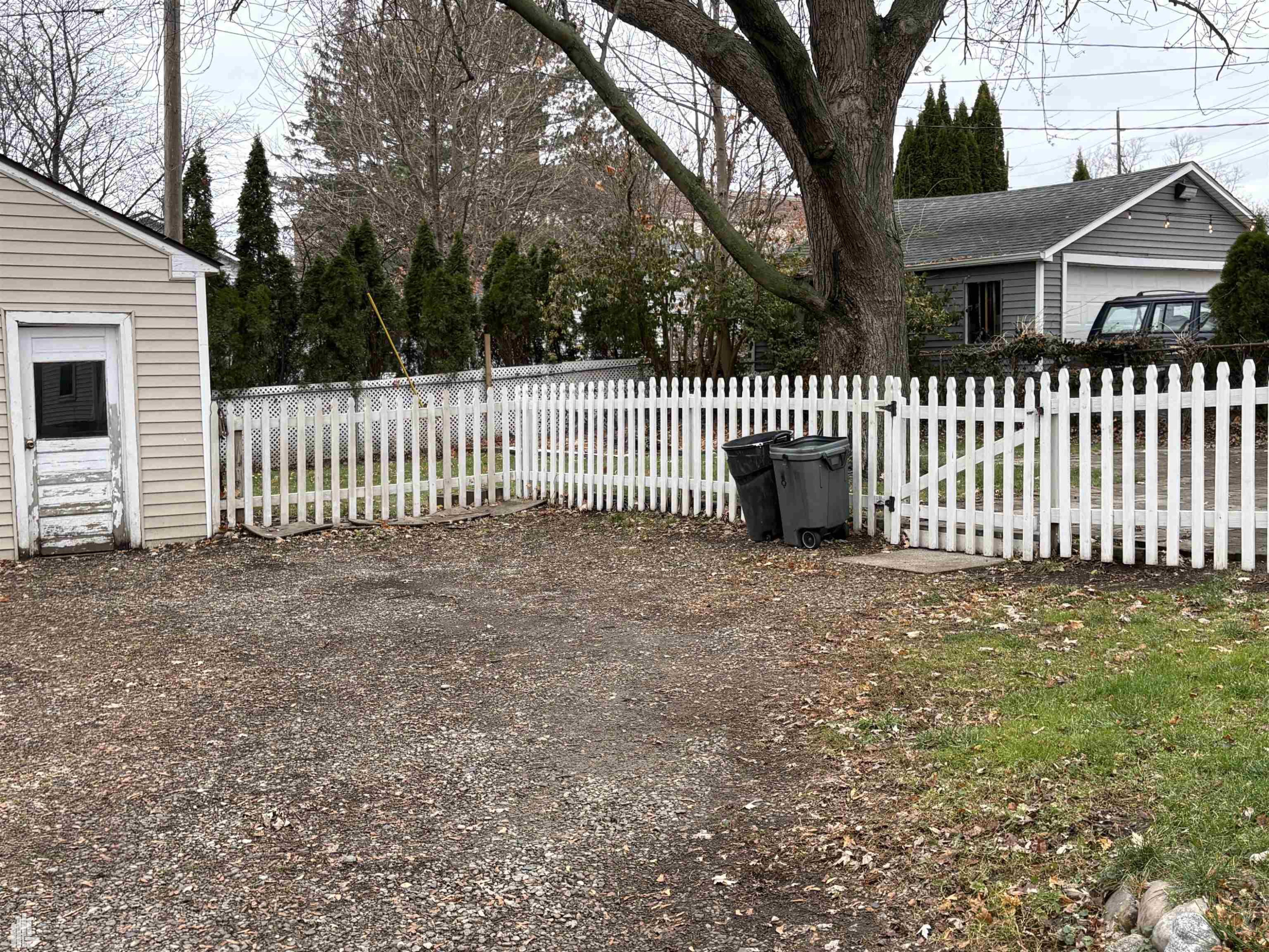 325 N Broadway Street, Lake Orion, MI 48362 — Photo 27