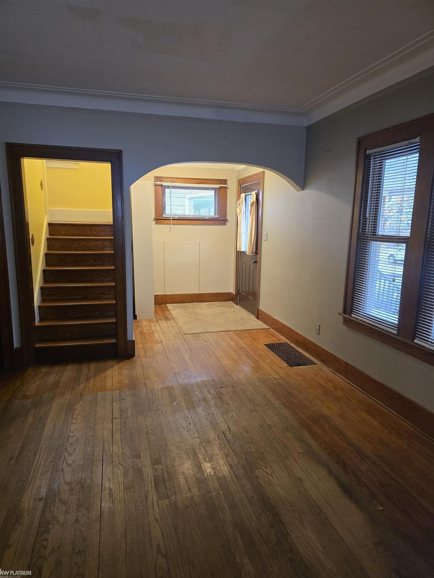 8071 Harding Street, Center Line, MI 48015 — Photo 5