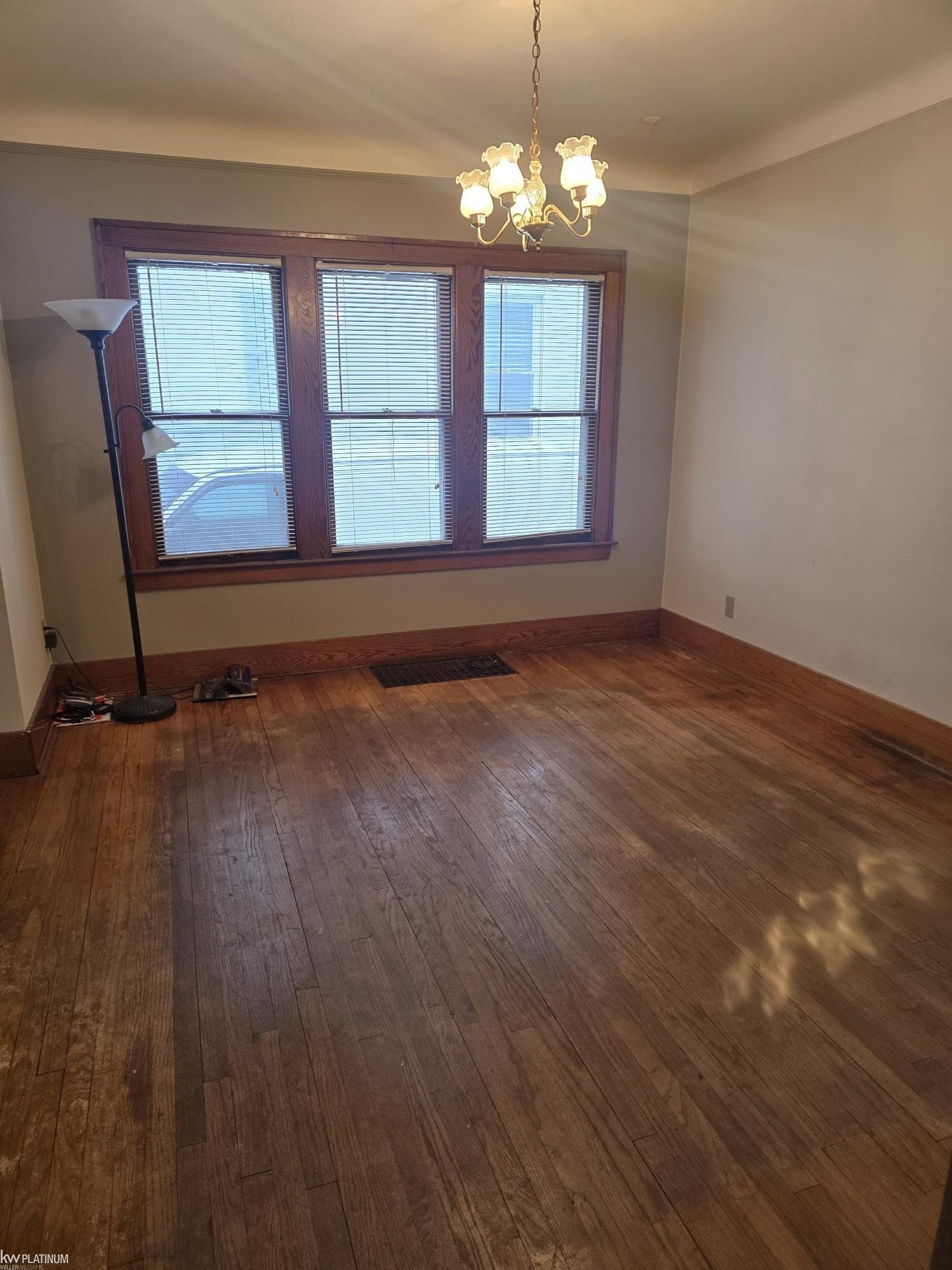 8071 Harding Street, Center Line, MI 48015 — Photo 10