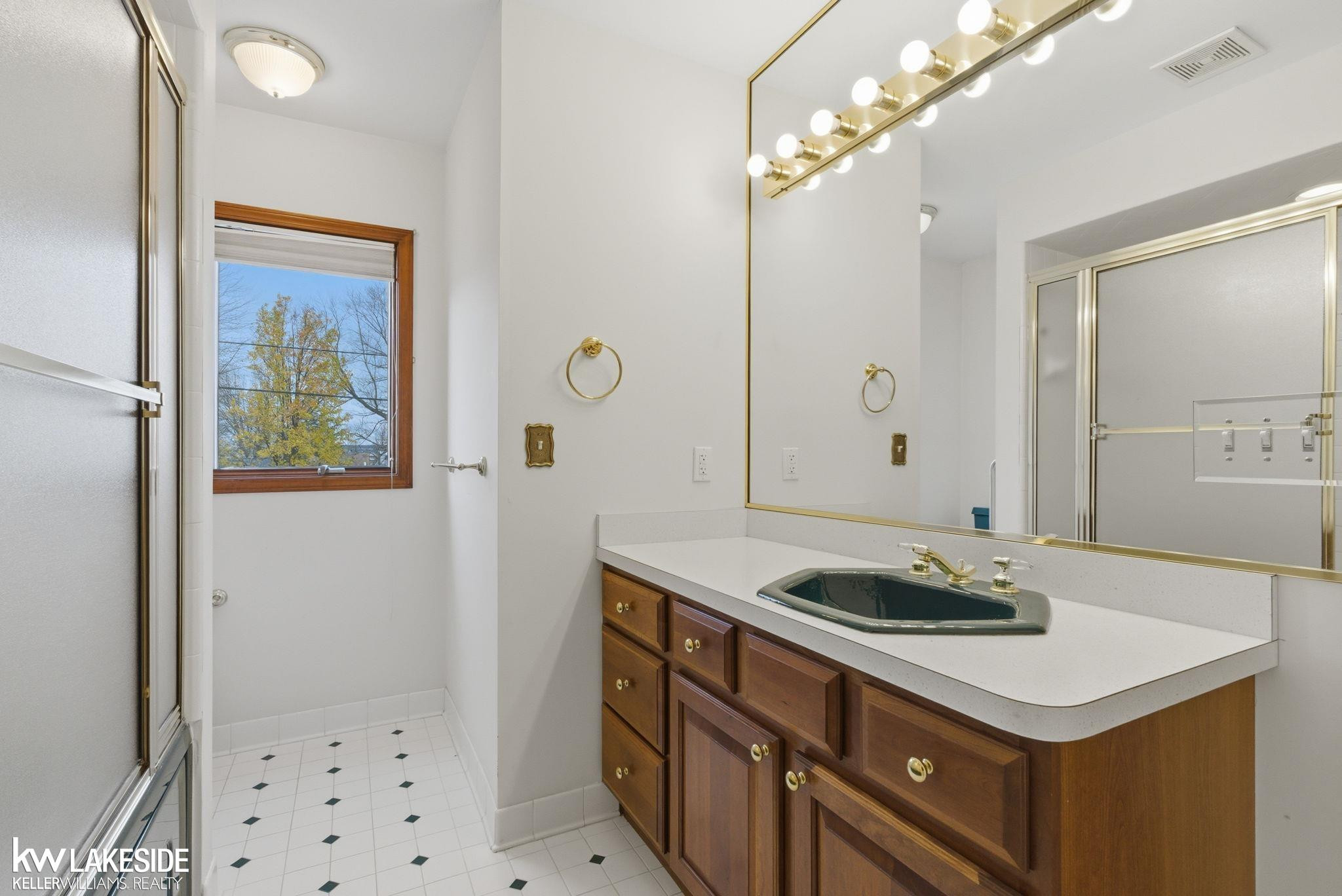 140 Kenyon Drive, Algonac, MI 48001 — Photo 25