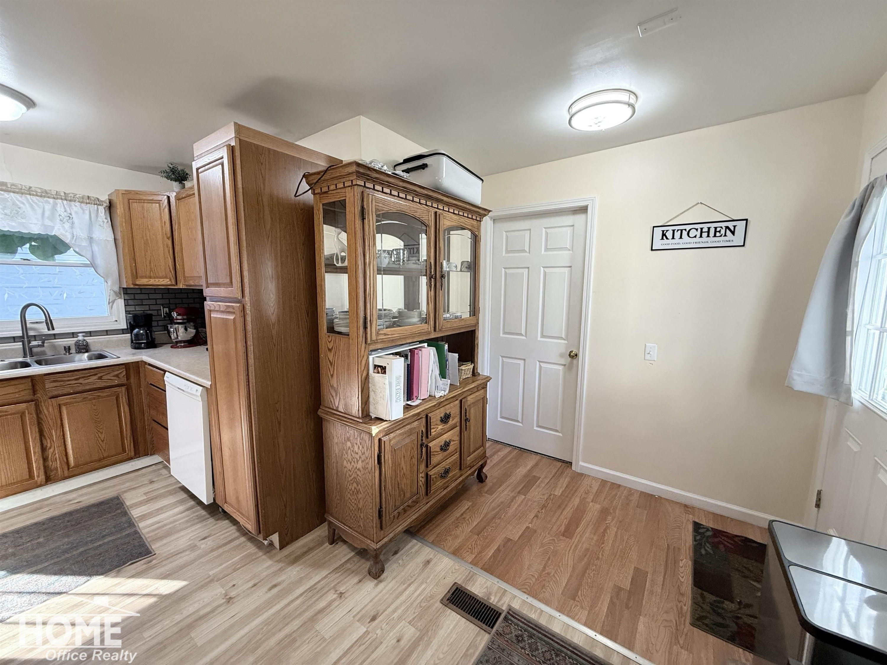 104 E Perry Street, Durand, MI 48429 — Photo 12