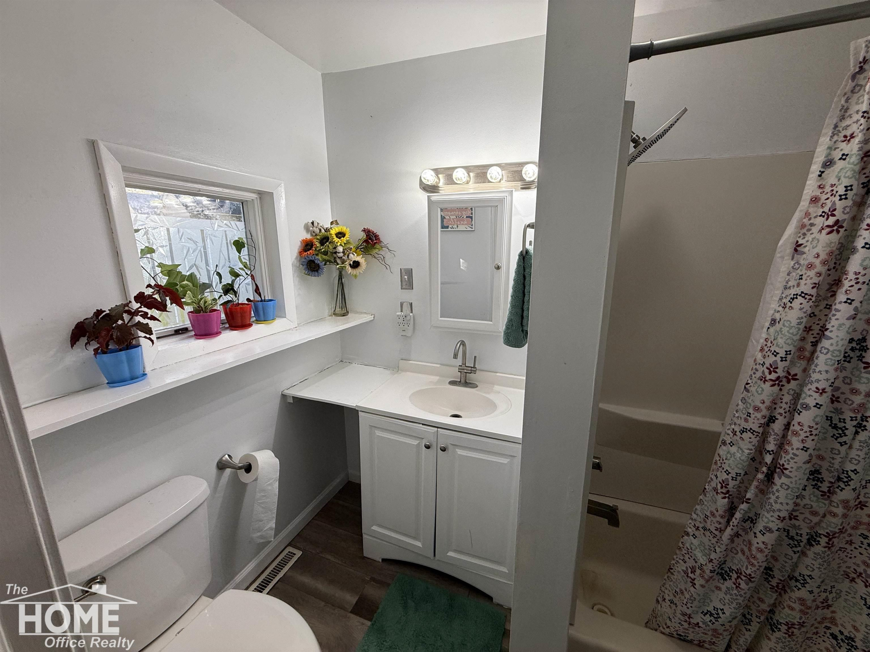 104 E Perry Street, Durand, MI 48429 — Photo 16