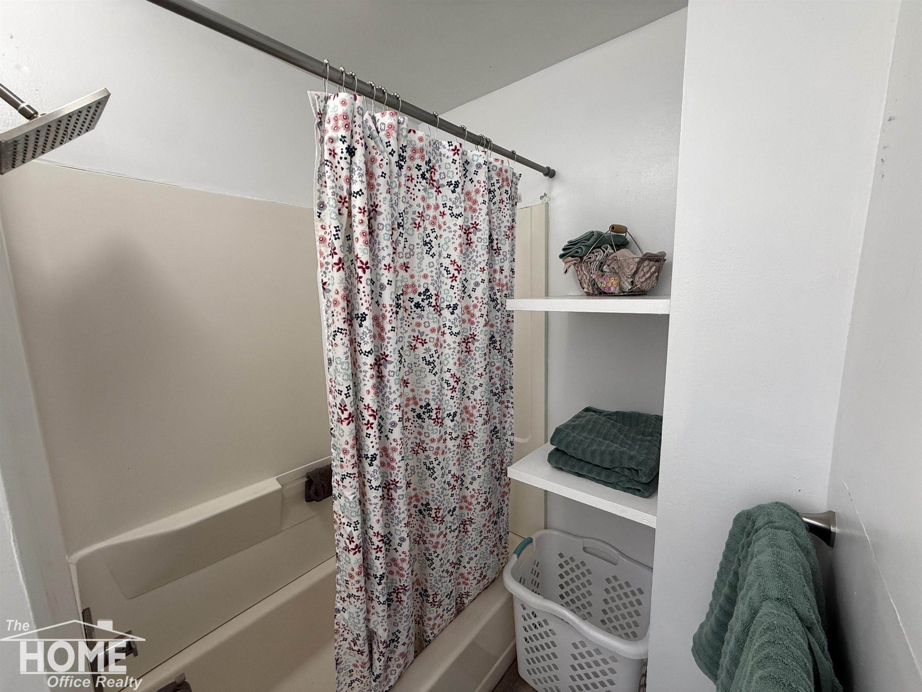104 E Perry Street, Durand, MI 48429 — Photo 17