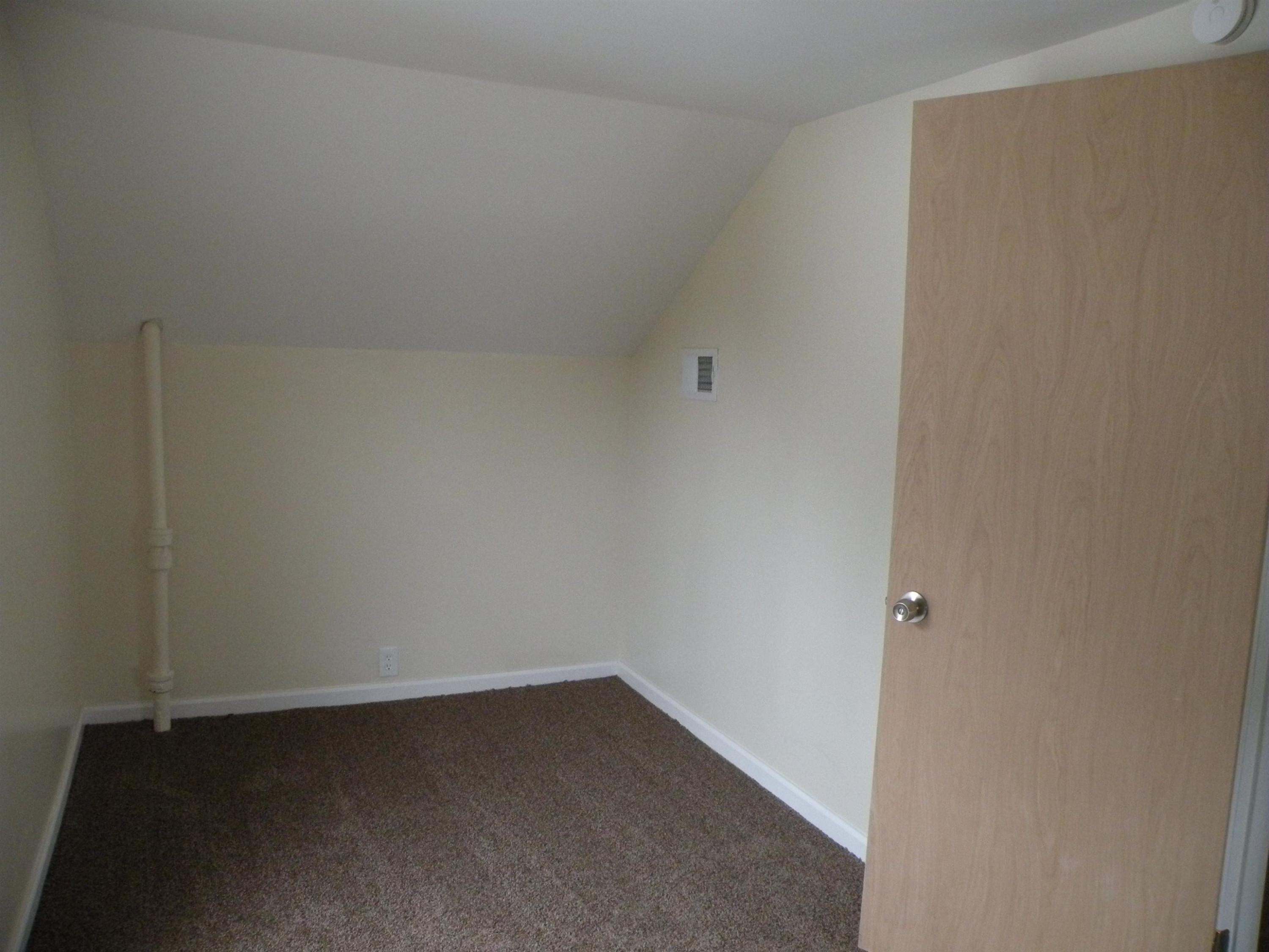 111 S Oak Street, Durand, MI 48429 — Photo 15
