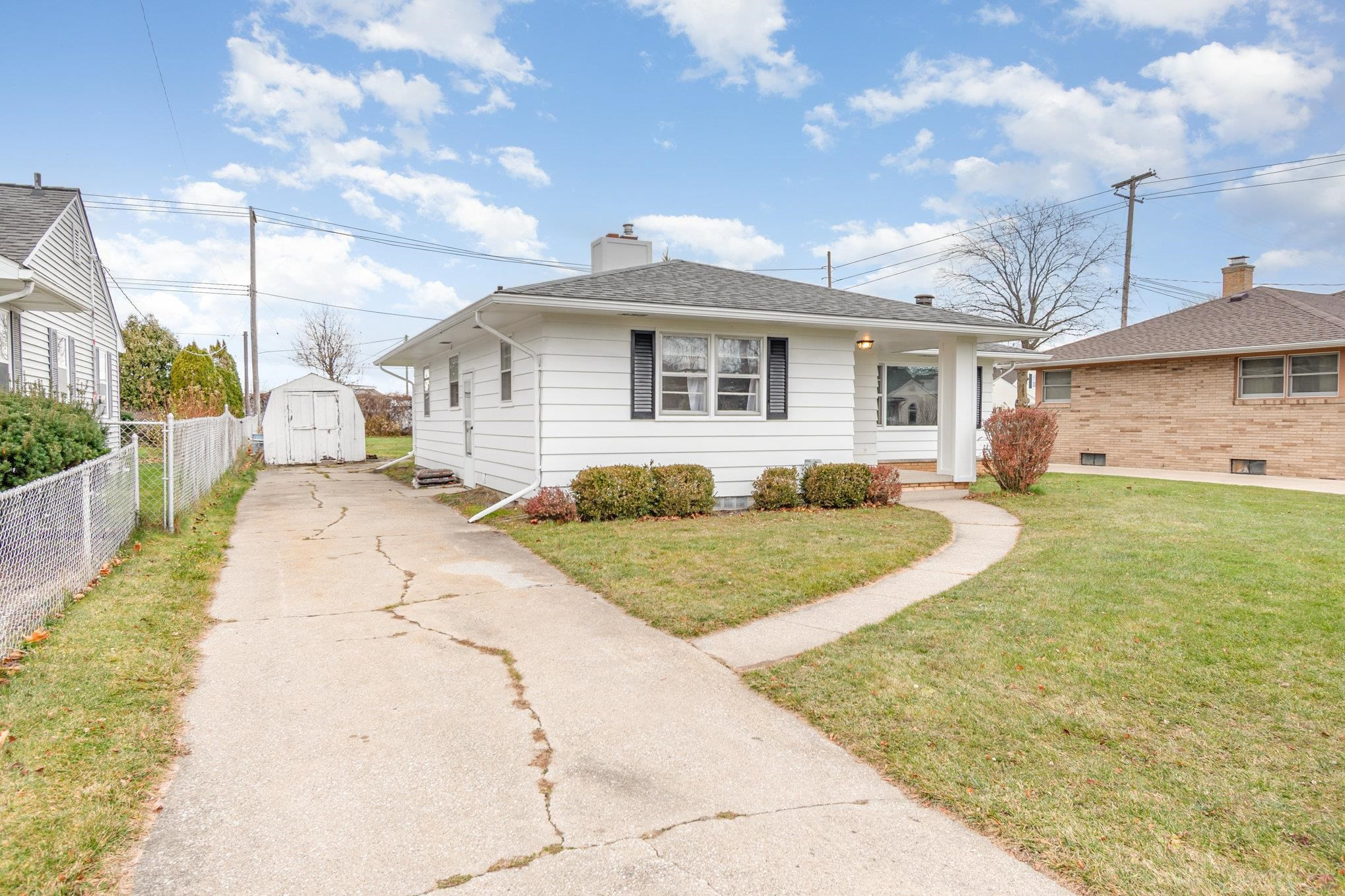 2306 S Farragut Street, Bay City, MI 48708 — Photo 3