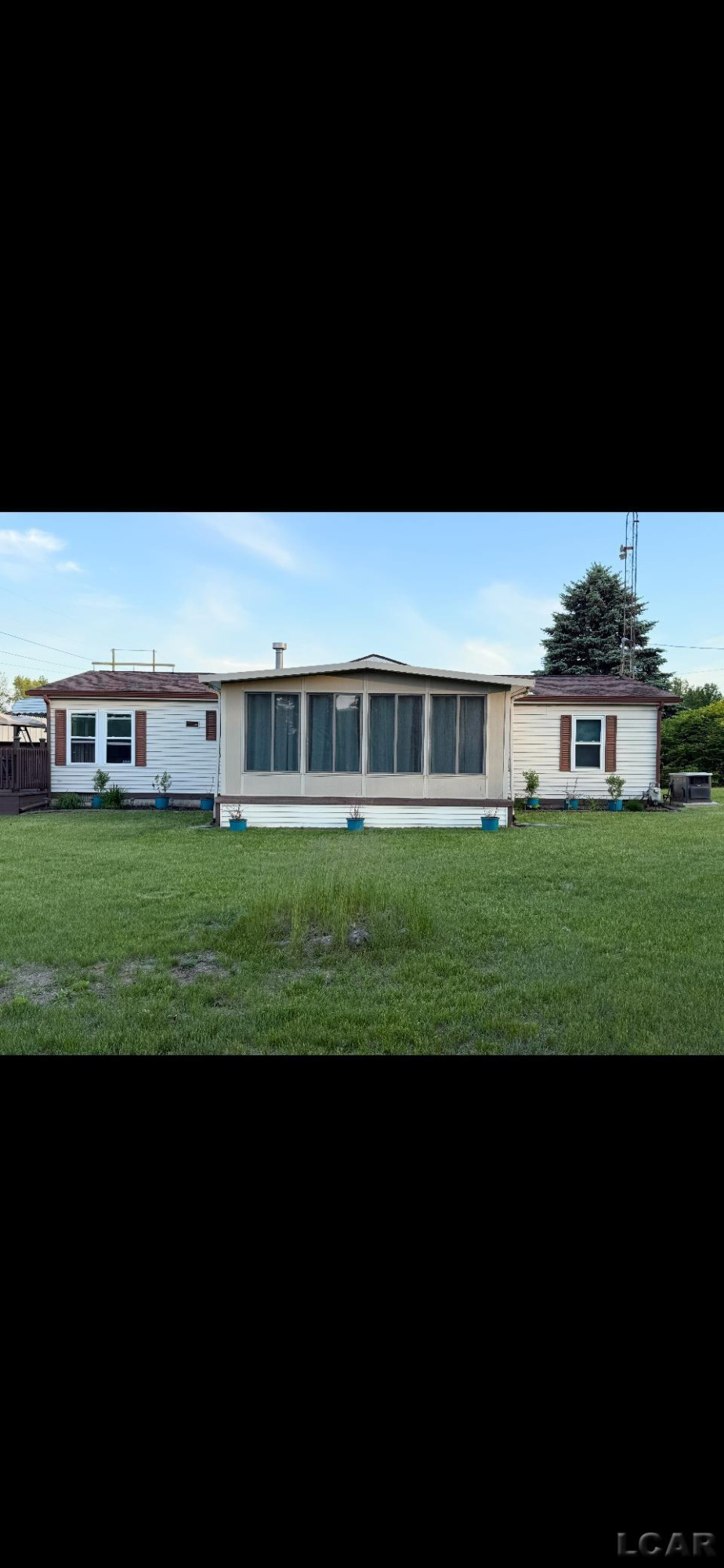 2711 E Carleton Road, Adrian, MI 49221 — Photo 4