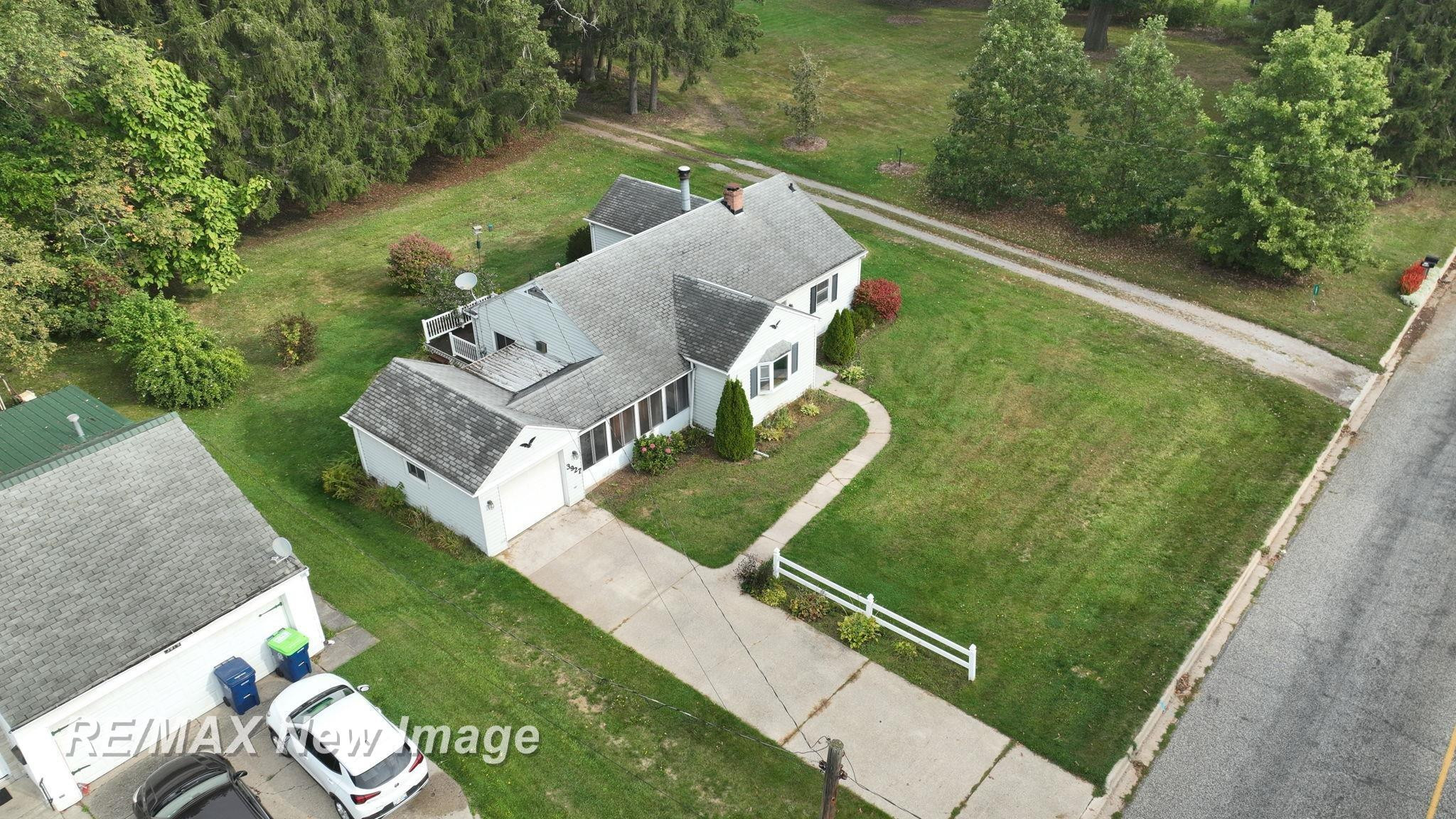 3927 State Street, Bridgeport, MI 48722 — Photo 5