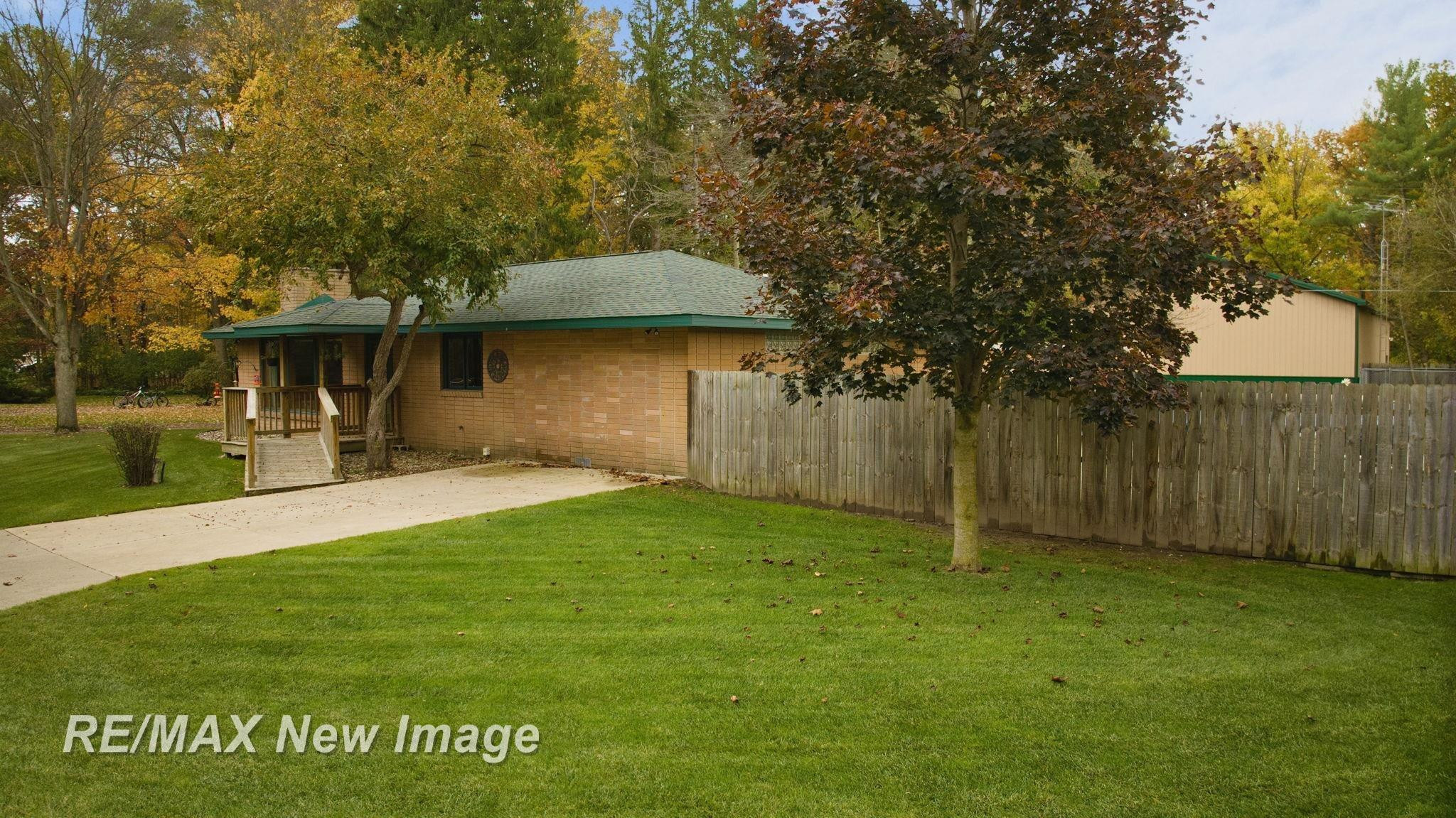 1534 E Gay Lane, Midland, MI 48640 — Photo 3
