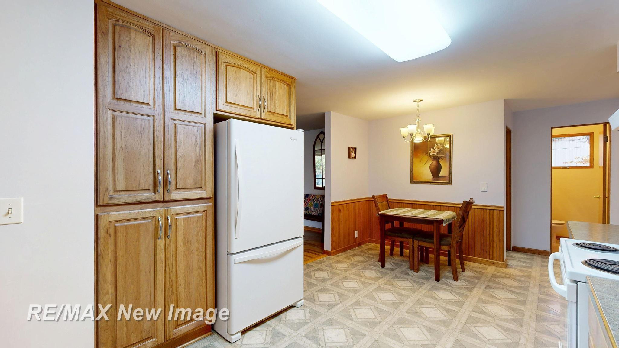 1534 E Gay Lane, Midland, MI 48640 — Photo 11