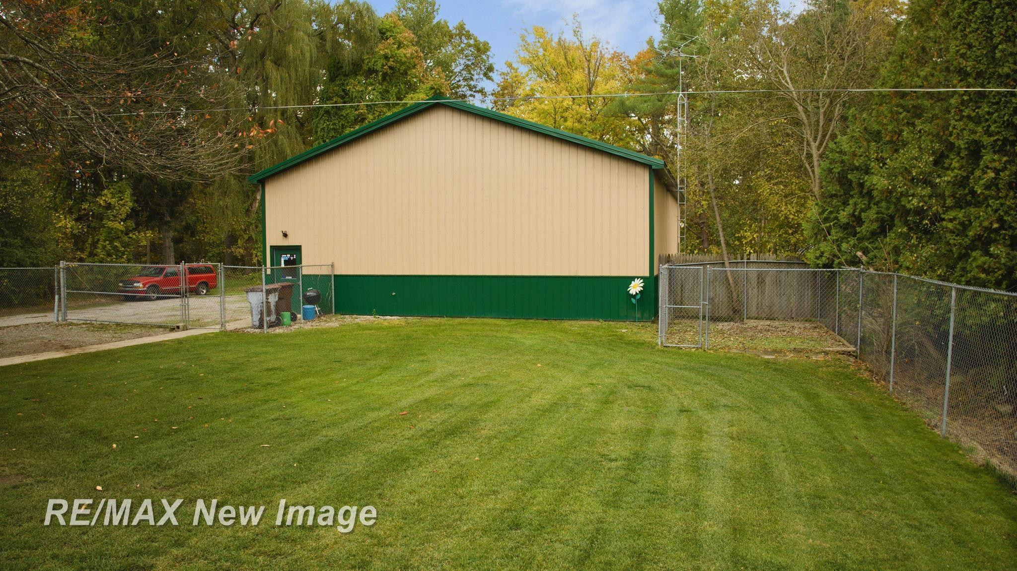 1534 E Gay Lane, Midland, MI 48640 — Photo 33