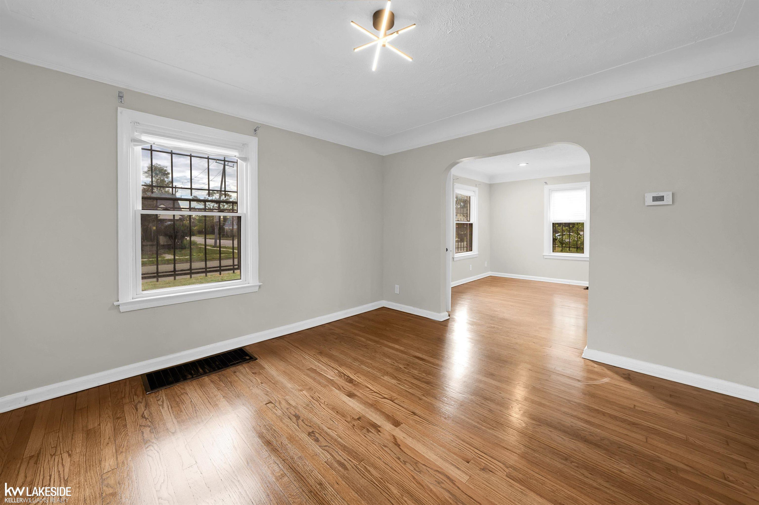 13903 Cloverlawn Avenue, Detroit, MI 48238 — Photo 7