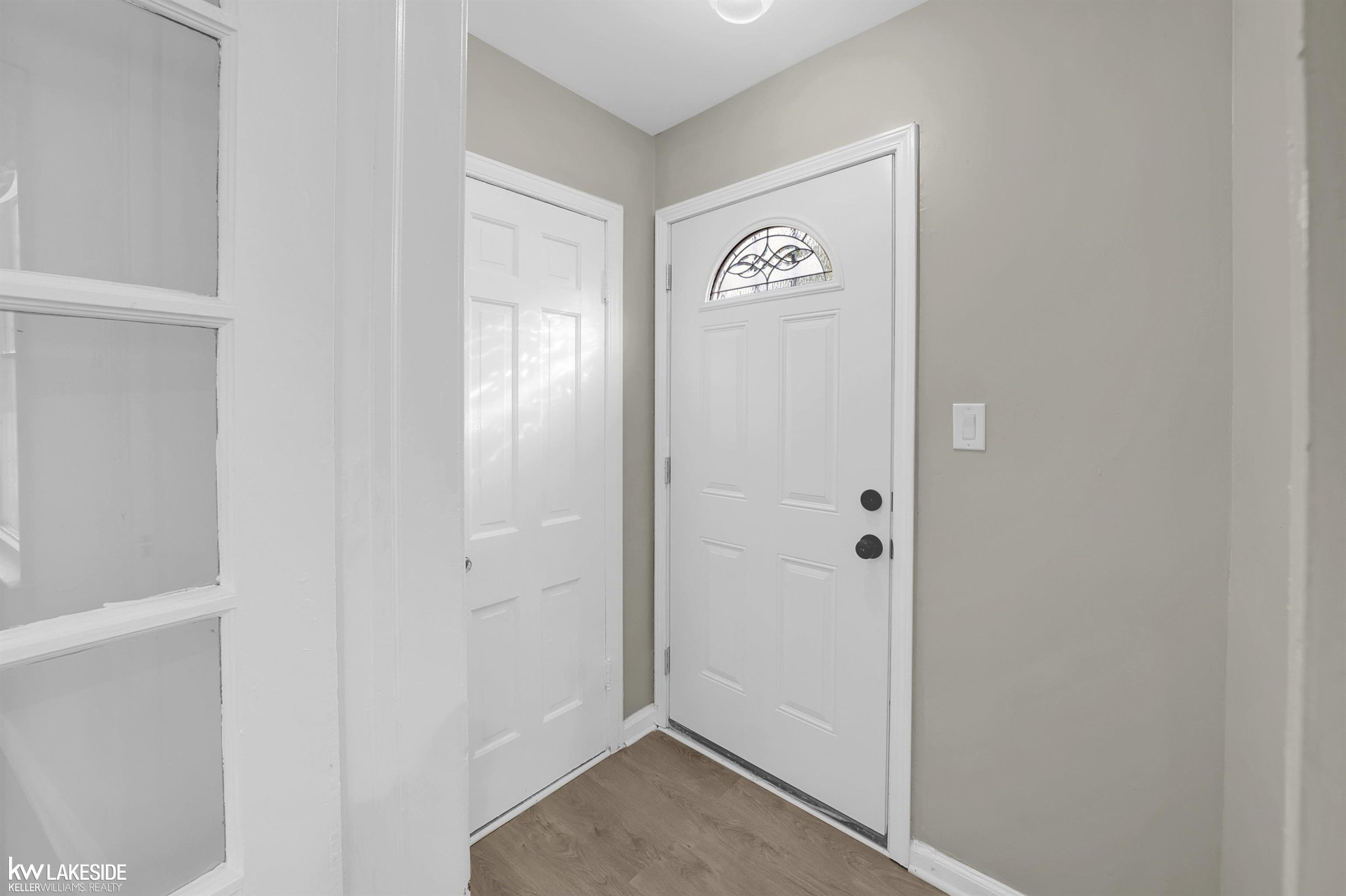 13903 Cloverlawn Avenue, Detroit, MI 48238 — Photo 9