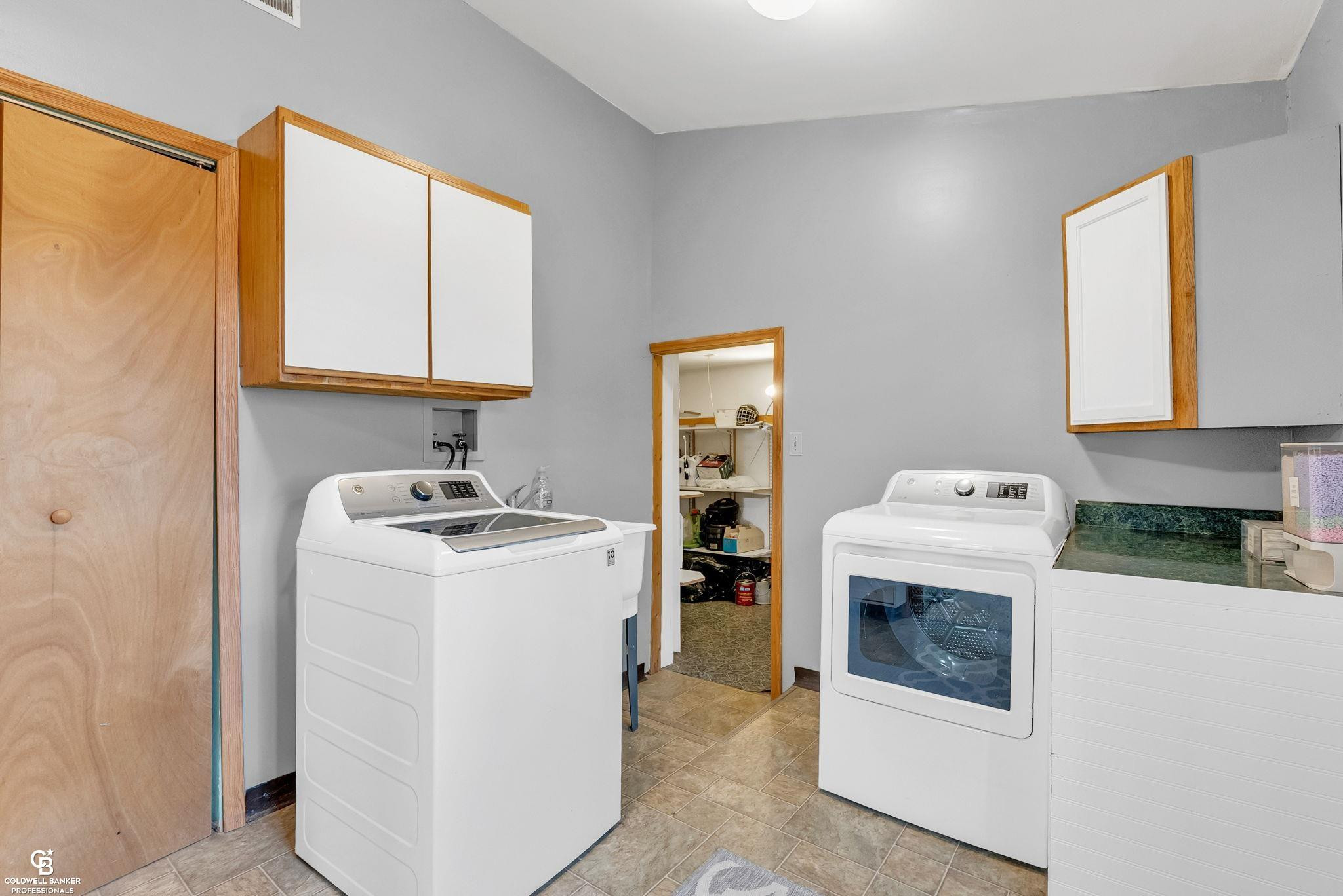 8179 Gibbons Road, Grant, MI 48032 — Photo 34