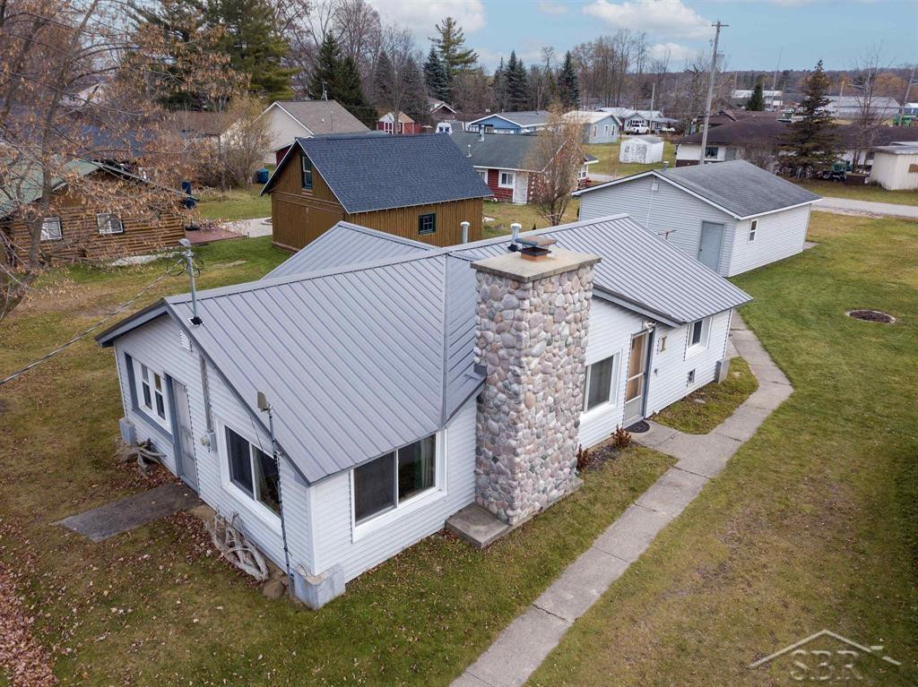 110 Cass Street, Houghton, MI 48629 — front exterior