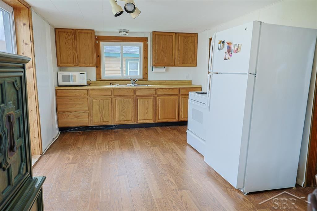 110 Cass Street, Houghton, MI 48629 — Photo 11