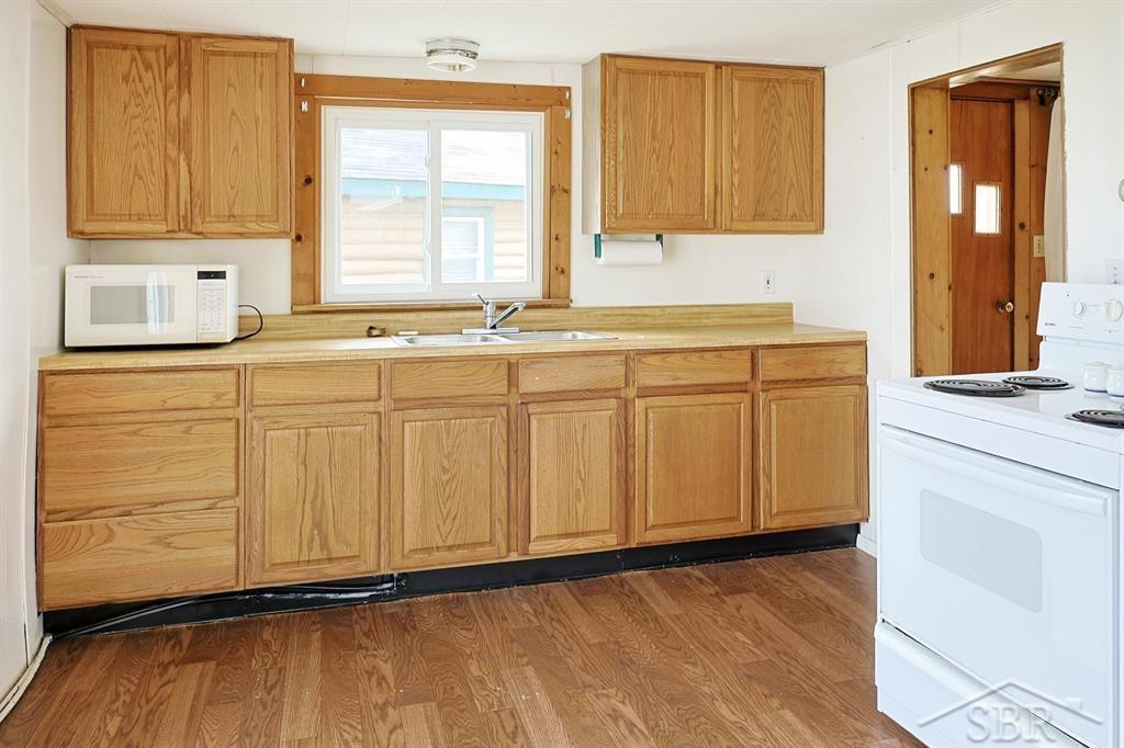 110 Cass Street, Houghton, MI 48629 — Photo 12