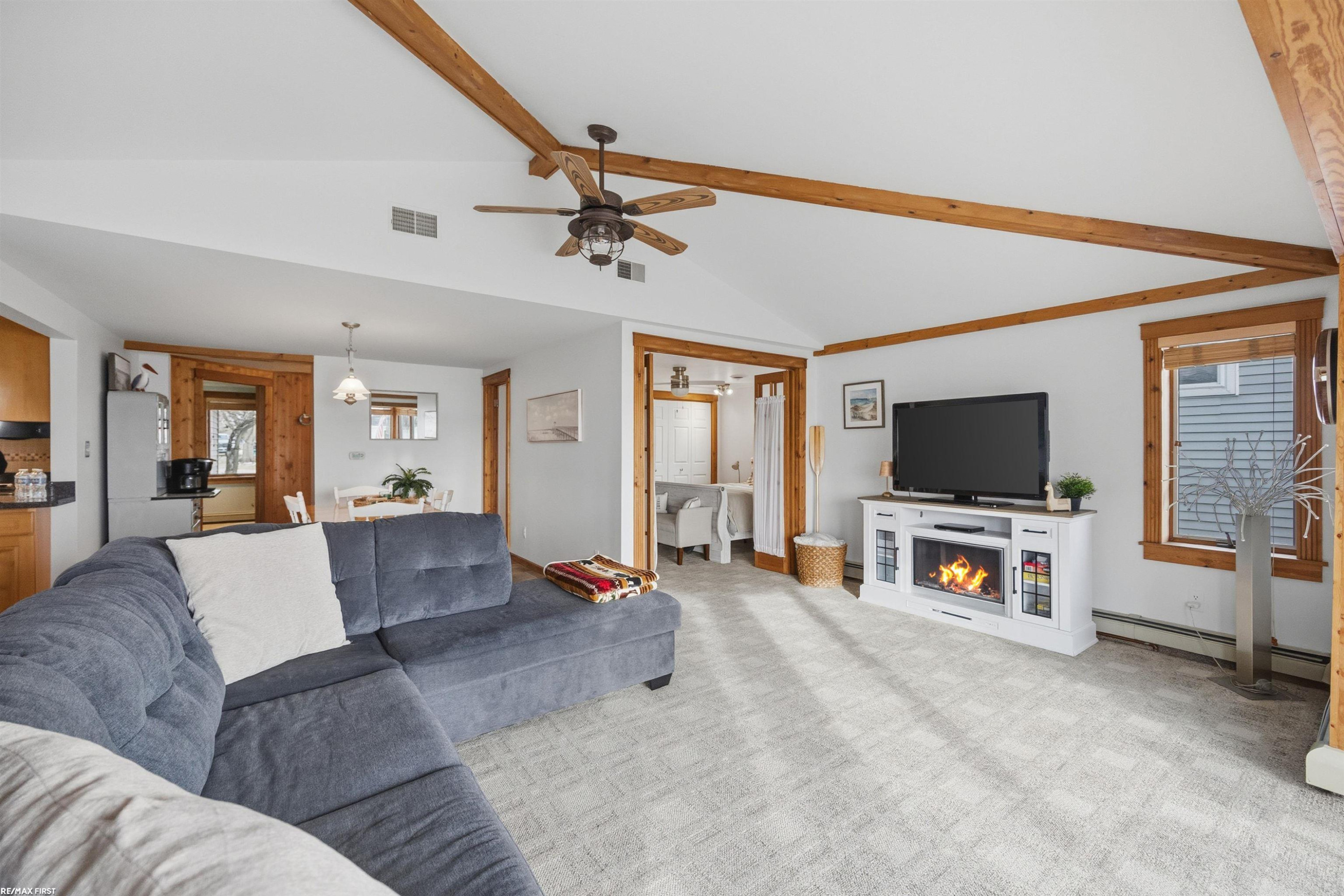 8401 River Road, MI — Photo 18
