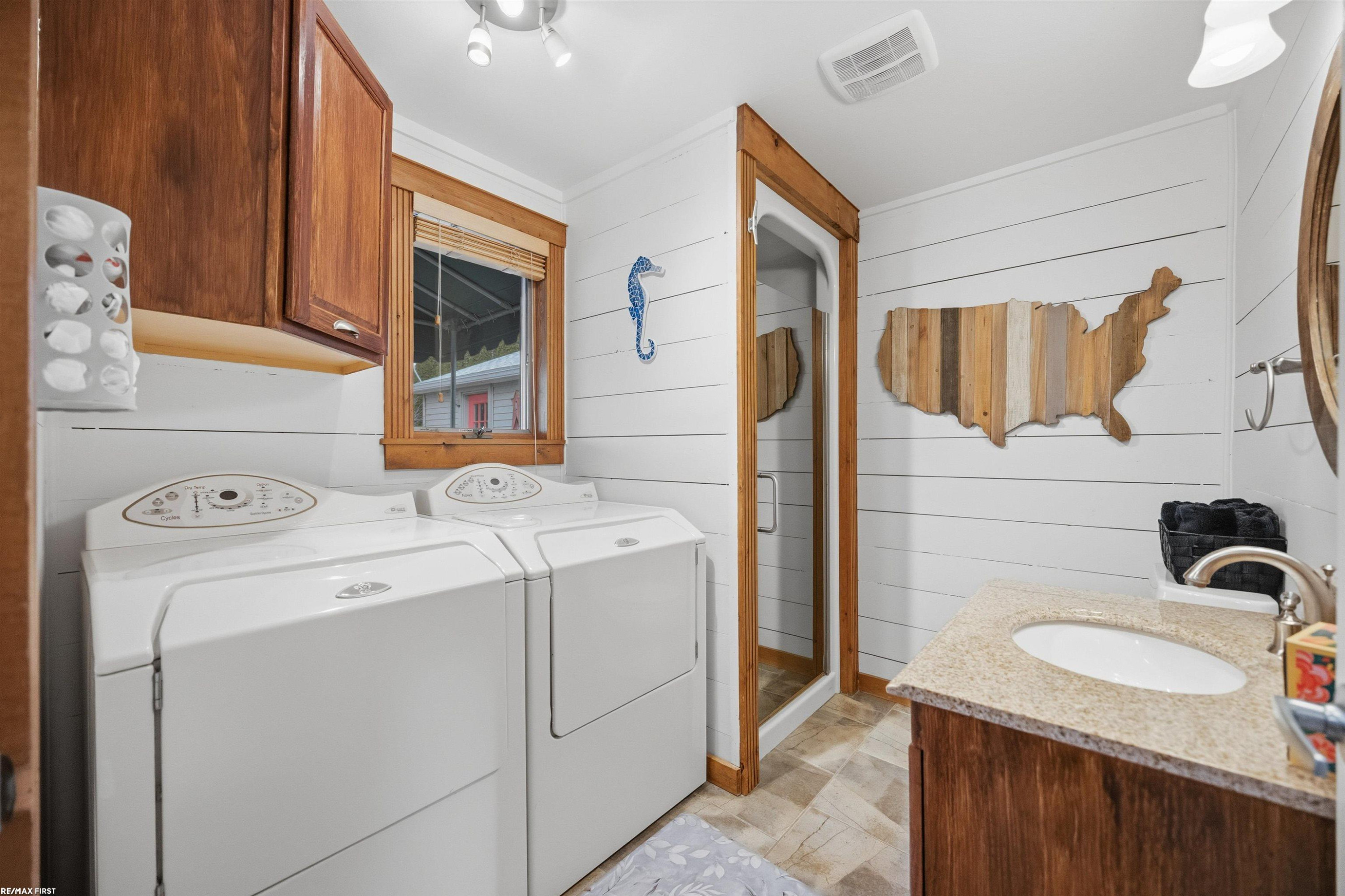 8401 River Road, MI — Photo 35