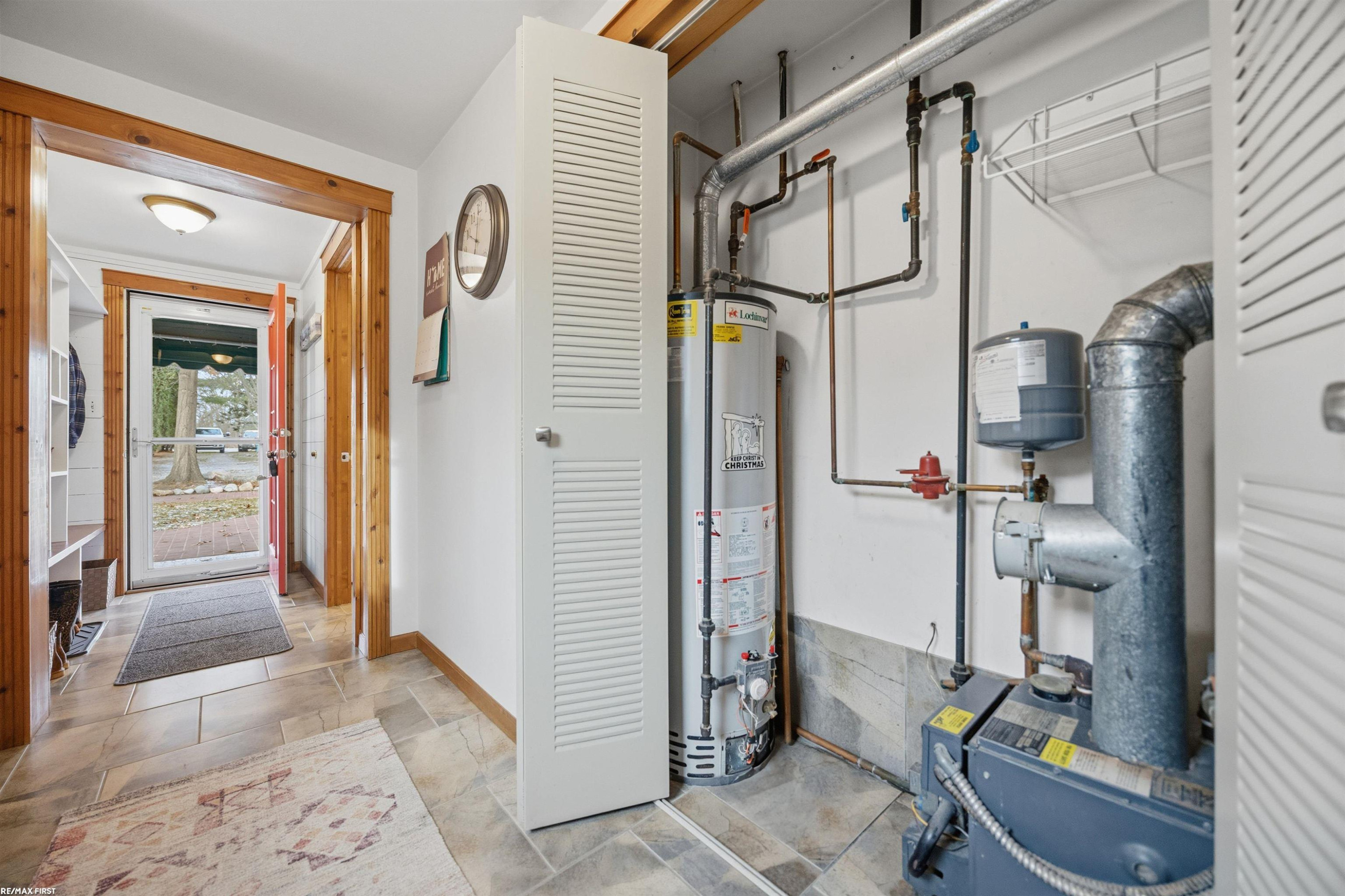 8401 River Road, MI — Photo 37