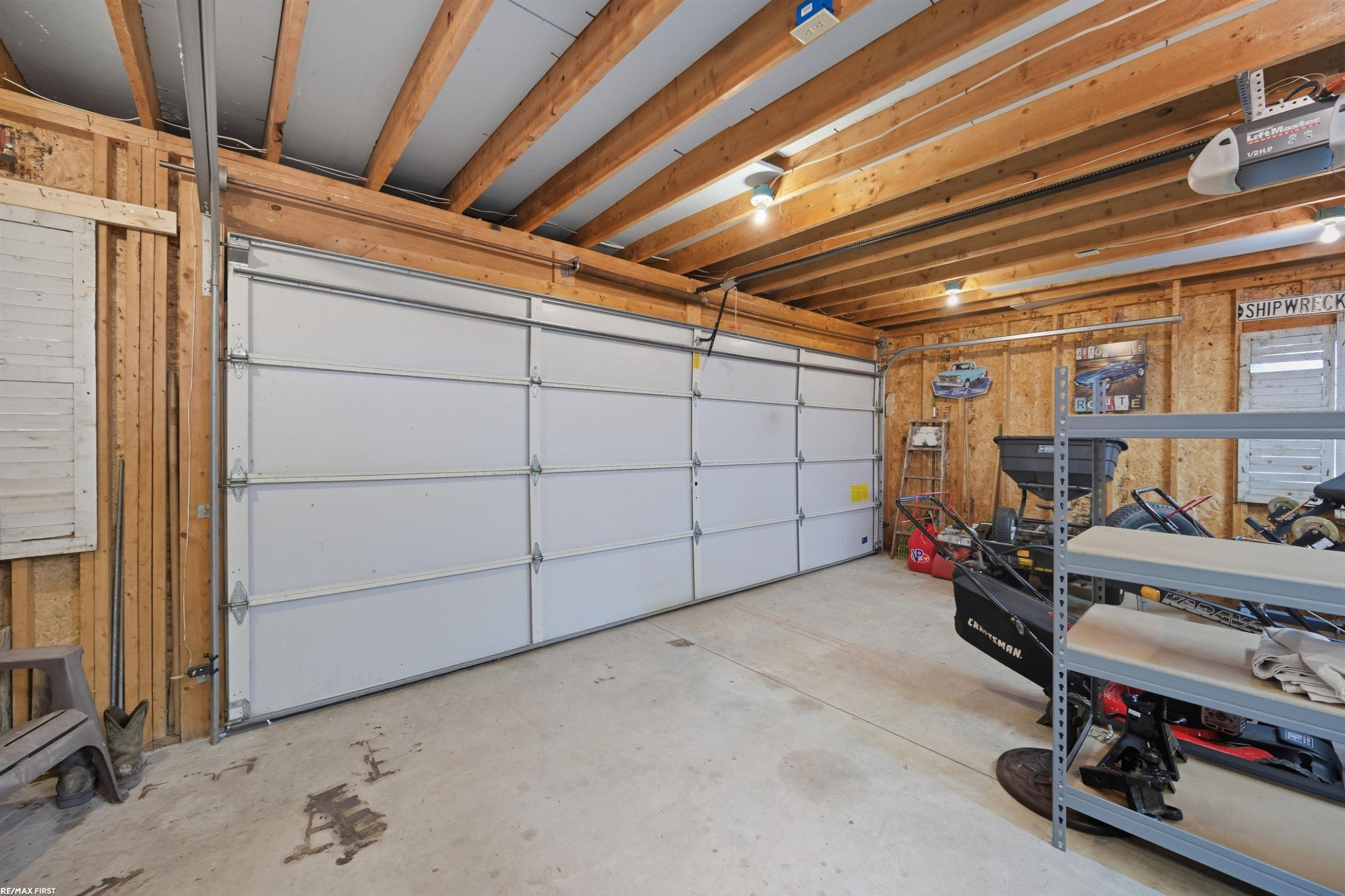 8401 River Road, MI — Photo 48
